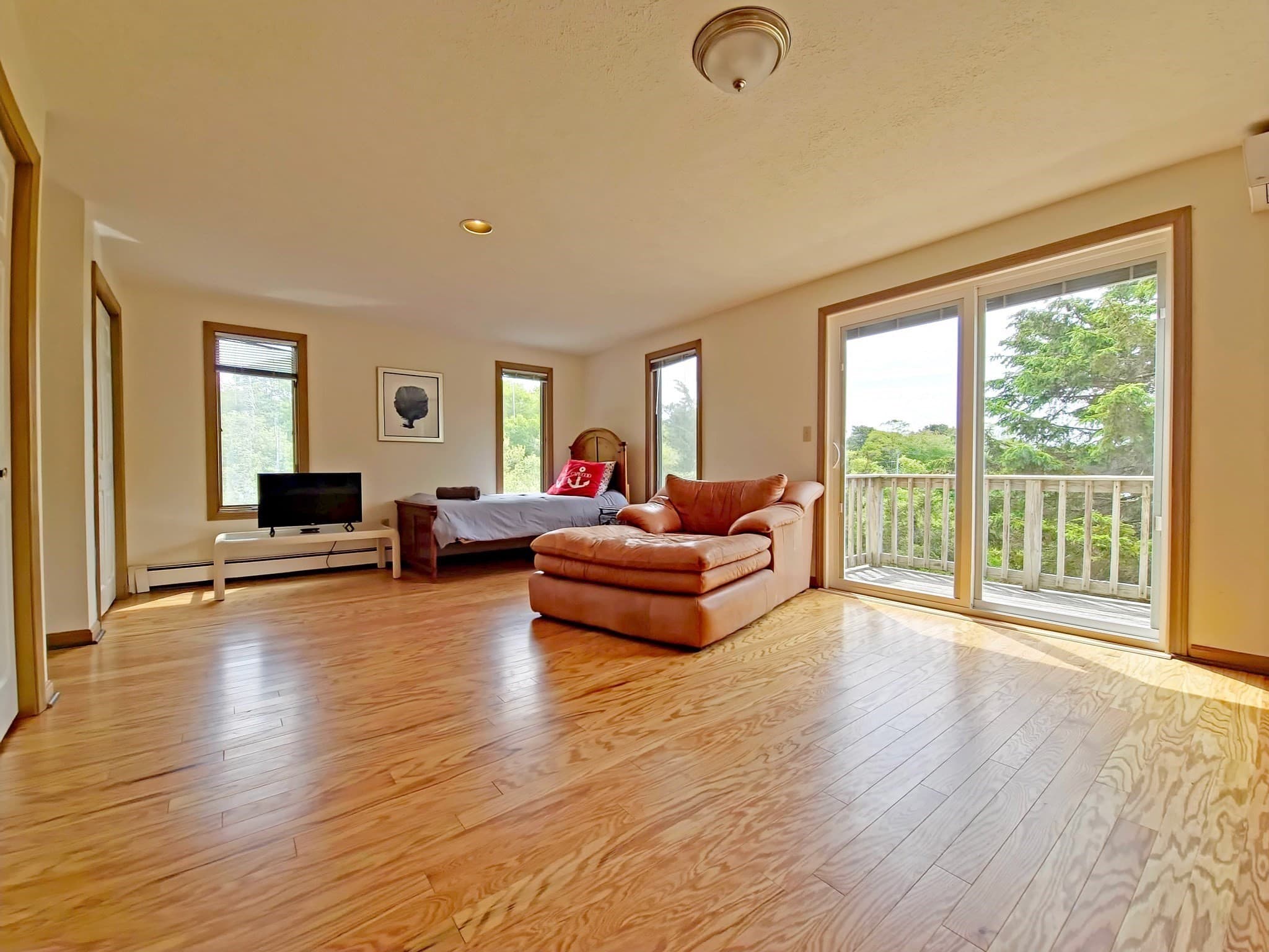 Single Family Residence at 30 Norris Path, Falmouth MA 02536, photo 17 of 37