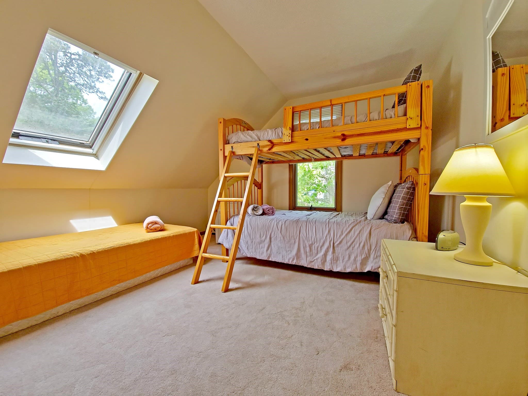 Single Family Residence at 30 Norris Path, Falmouth MA 02536, photo 20 of 37