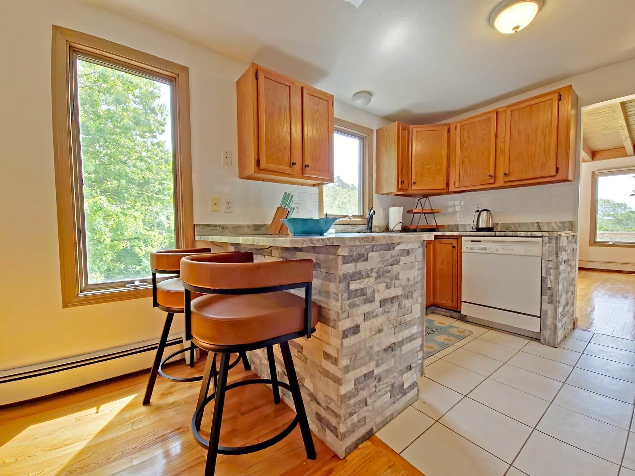 Single Family Residence at 30 Norris Path, Falmouth MA 02536, photo 9 of 37