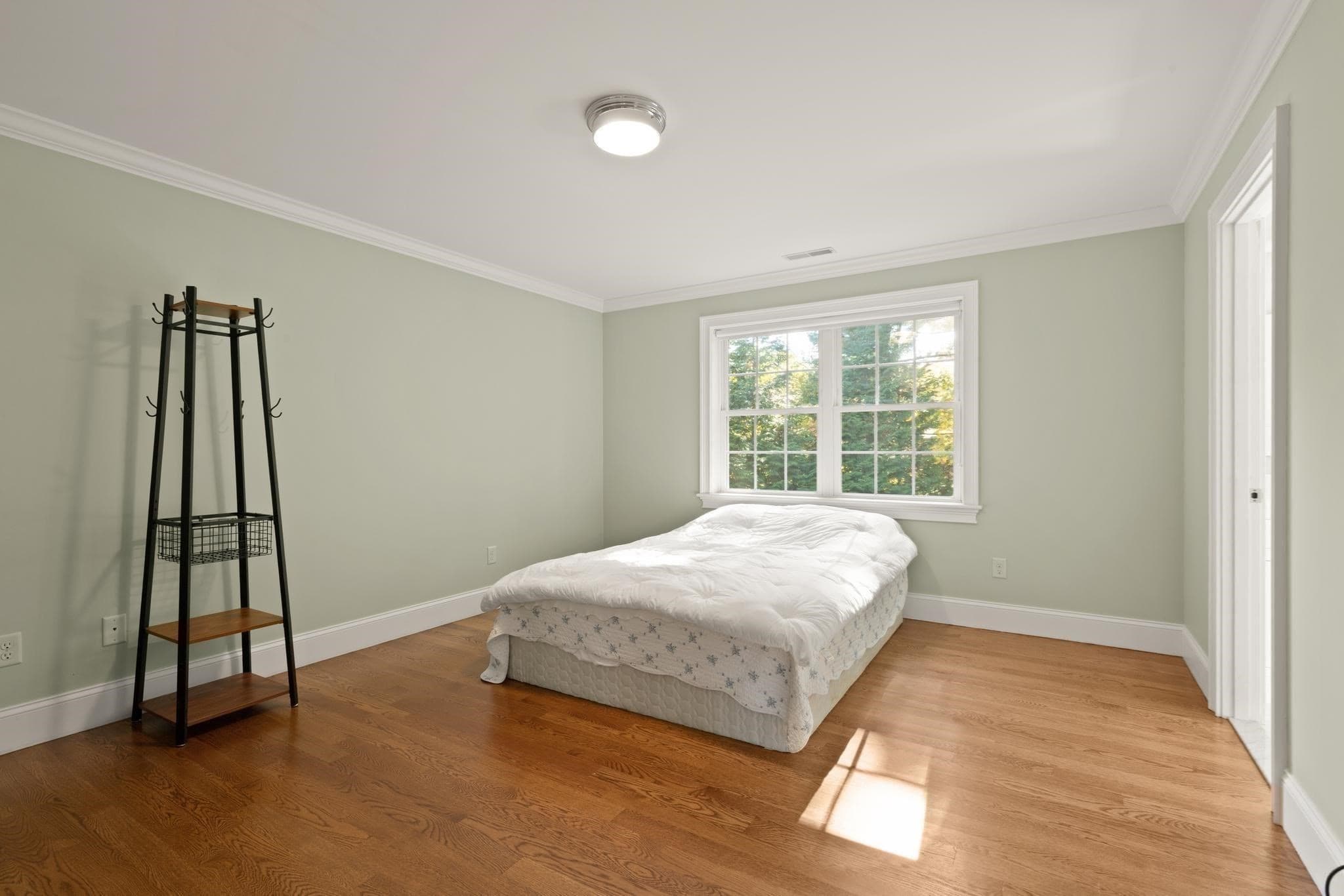 Single Family Residence at 10 Willard Circle, Lexington MA 02421, photo 23 of 42