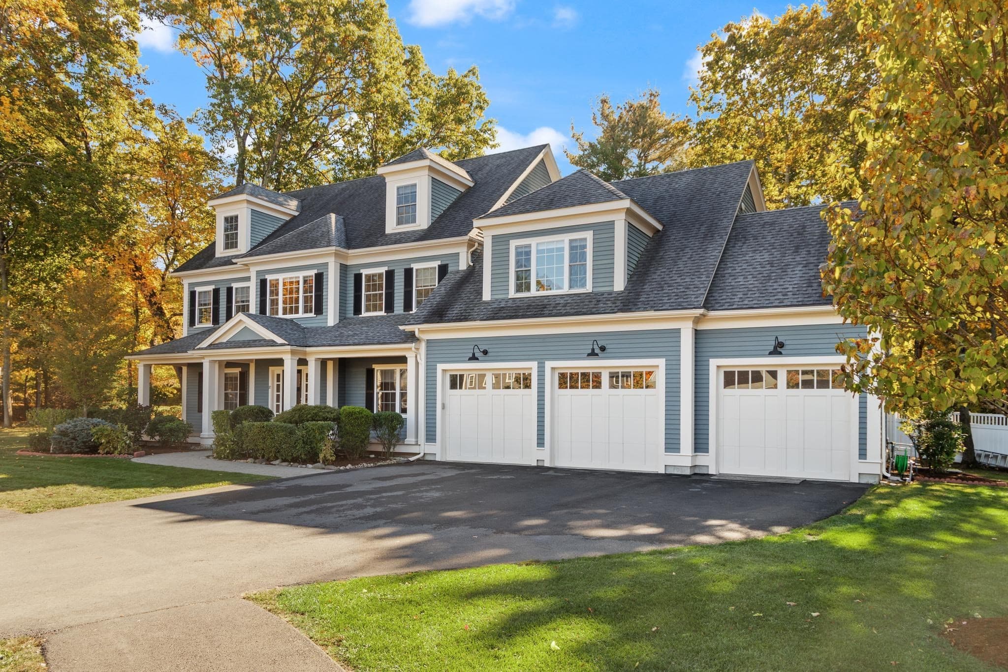 Single Family Residence at 10 Willard Circle, Lexington MA 02421, photo 2 of 42