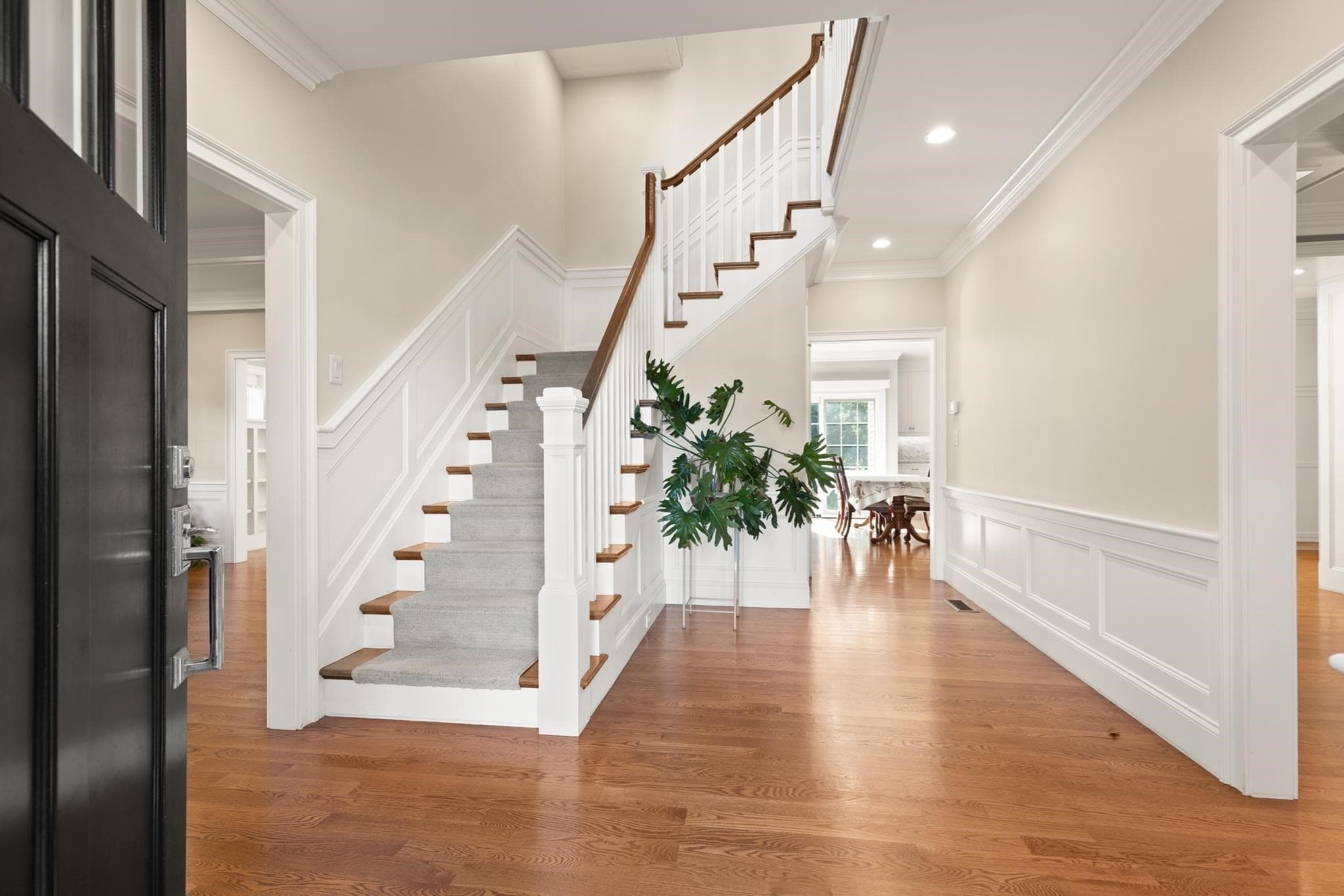 Single Family Residence at 10 Willard Circle, Lexington MA 02421, photo 6 of 42