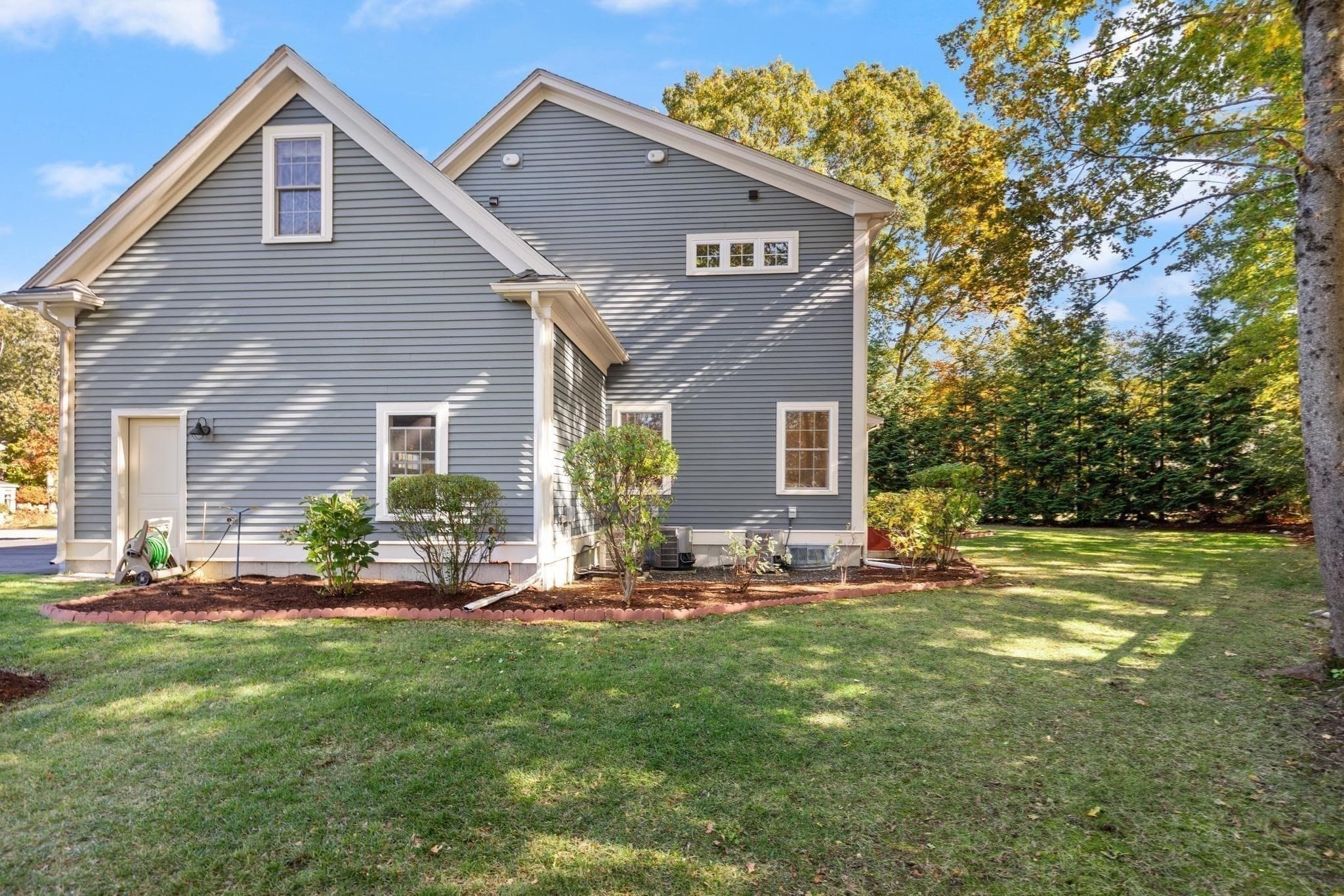 Single Family Residence at 10 Willard Circle, Lexington MA 02421, photo 42 of 42