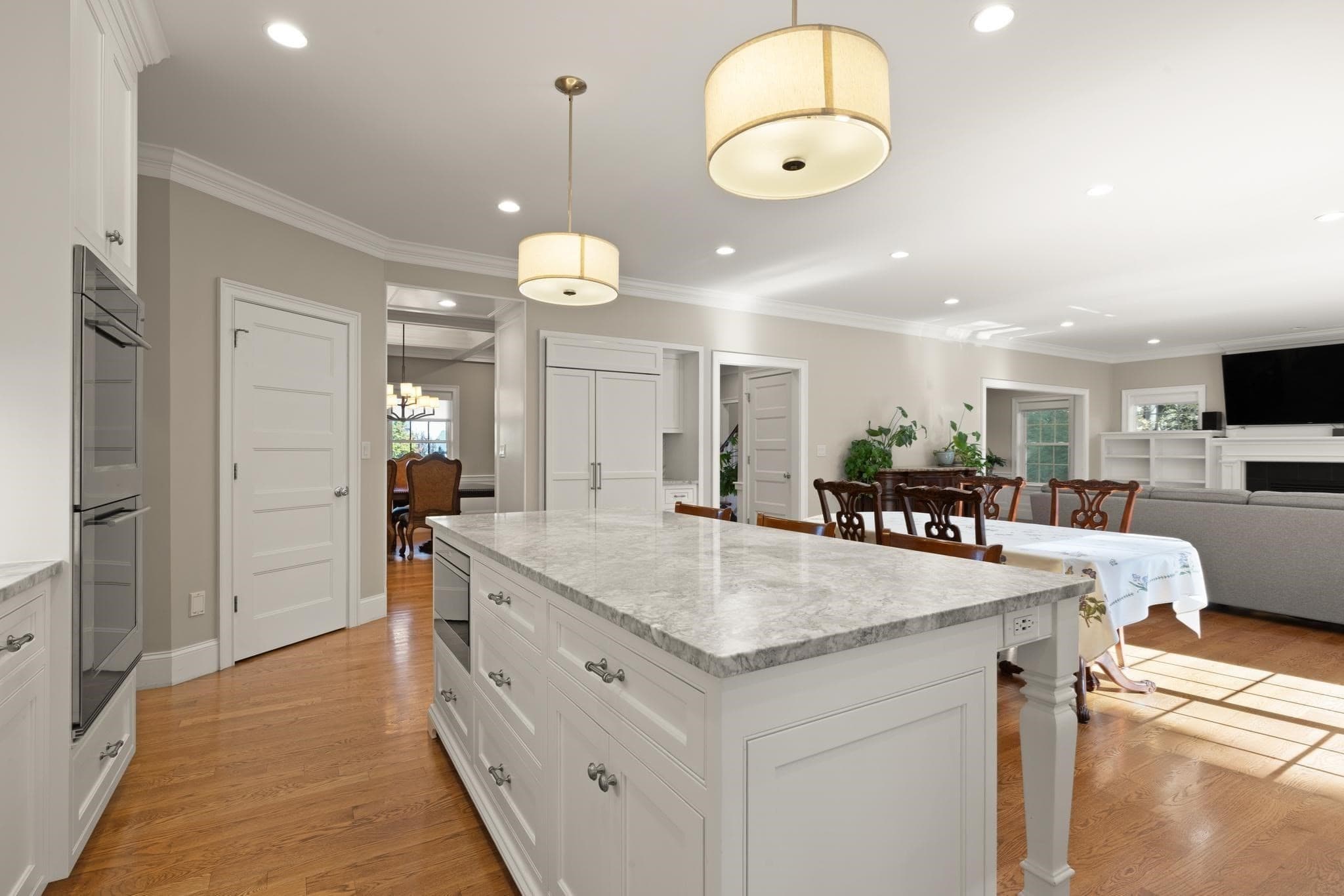 Single Family Residence at 10 Willard Circle, Lexington MA 02421, photo 16 of 42