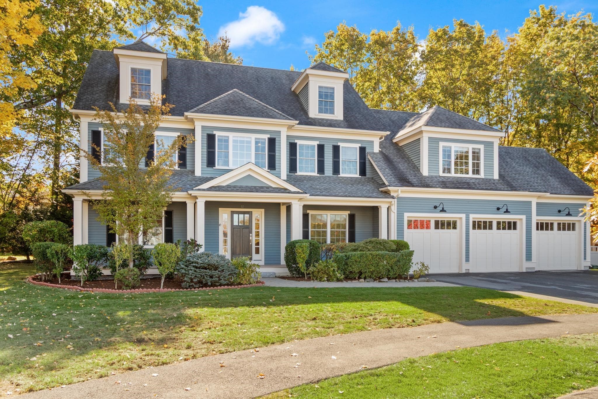 10 Willard Circle, Lexington MA 02421