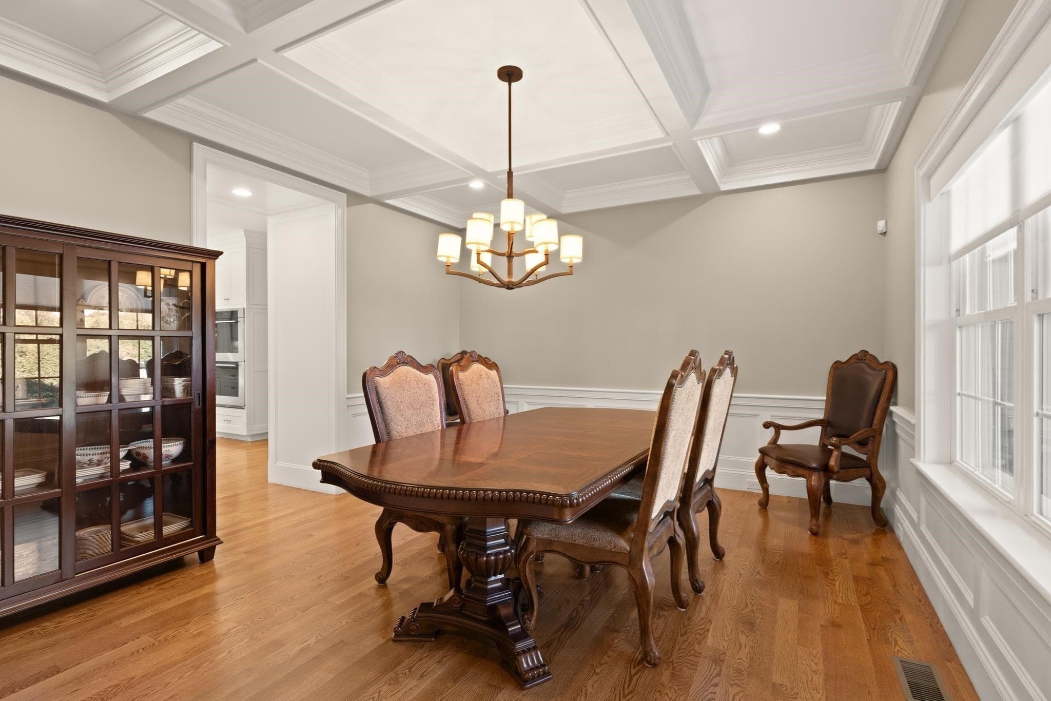 Single Family Residence at 10 Willard Circle, Lexington MA 02421, photo 11 of 42