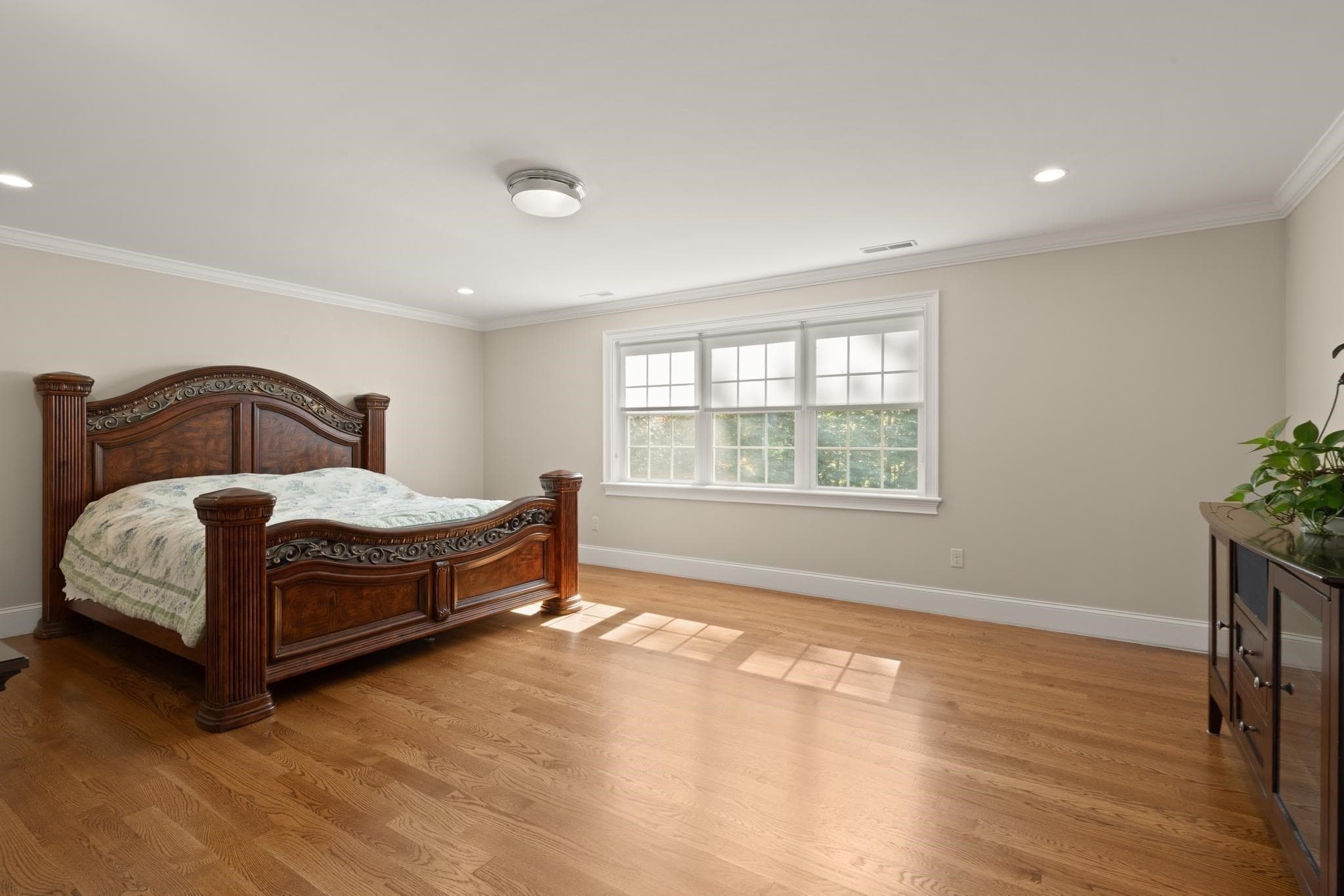 Single Family Residence at 10 Willard Circle, Lexington MA 02421, photo 21 of 42