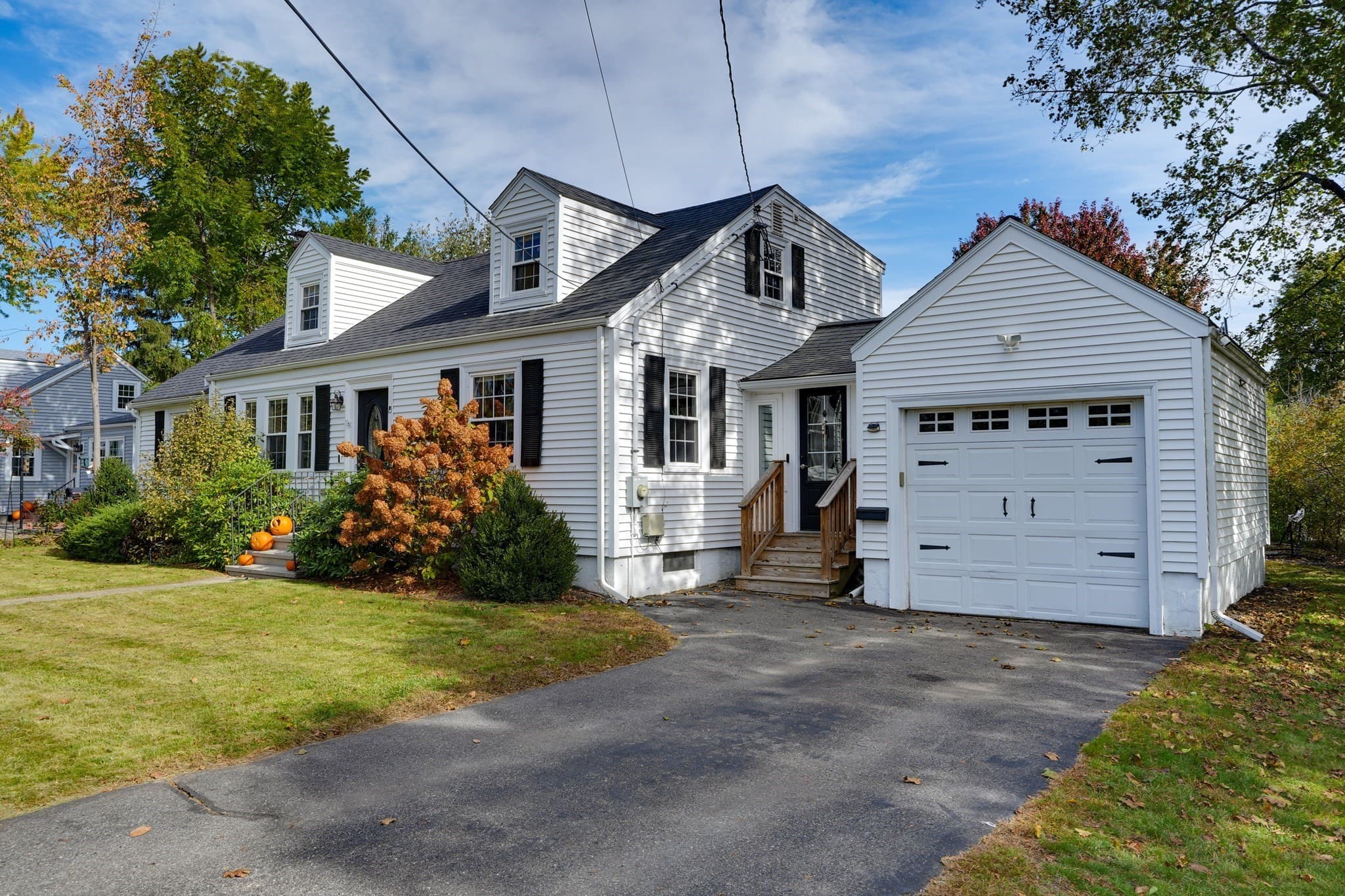 Single Family Residence at 15 Lowell Mason Rd, Medfield MA 02052, photo 2 of 40