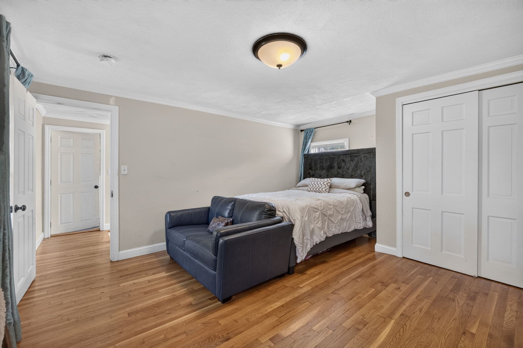 3 Family at 1419 Washington St, Holliston MA 01746, photo 6 of 38