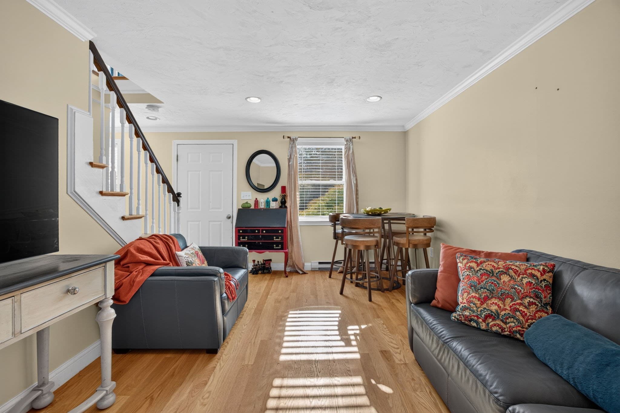 3 Family at 1419 Washington St, Holliston MA 01746, photo 3 of 38