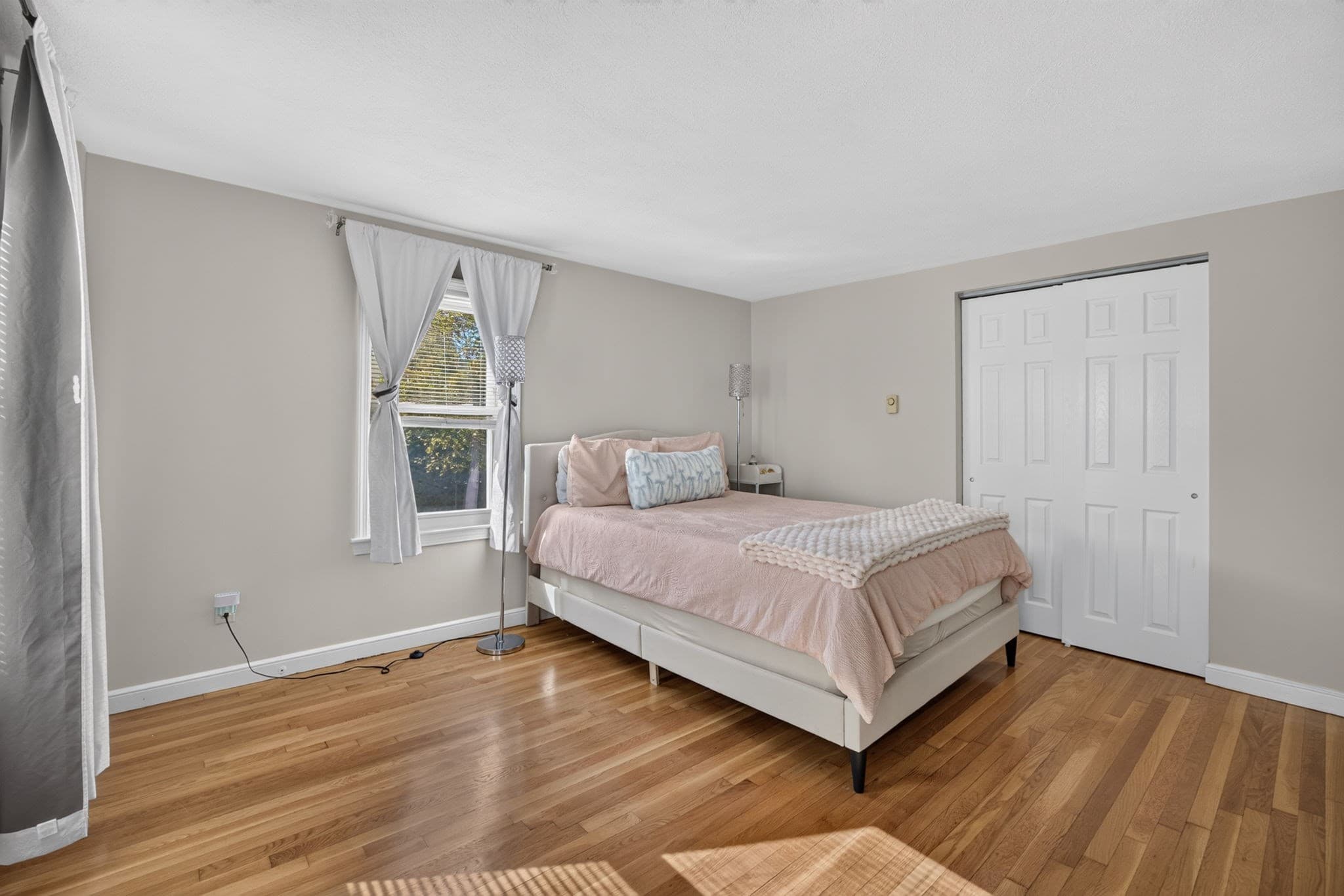 3 Family at 1419 Washington St, Holliston MA 01746, photo 28 of 38