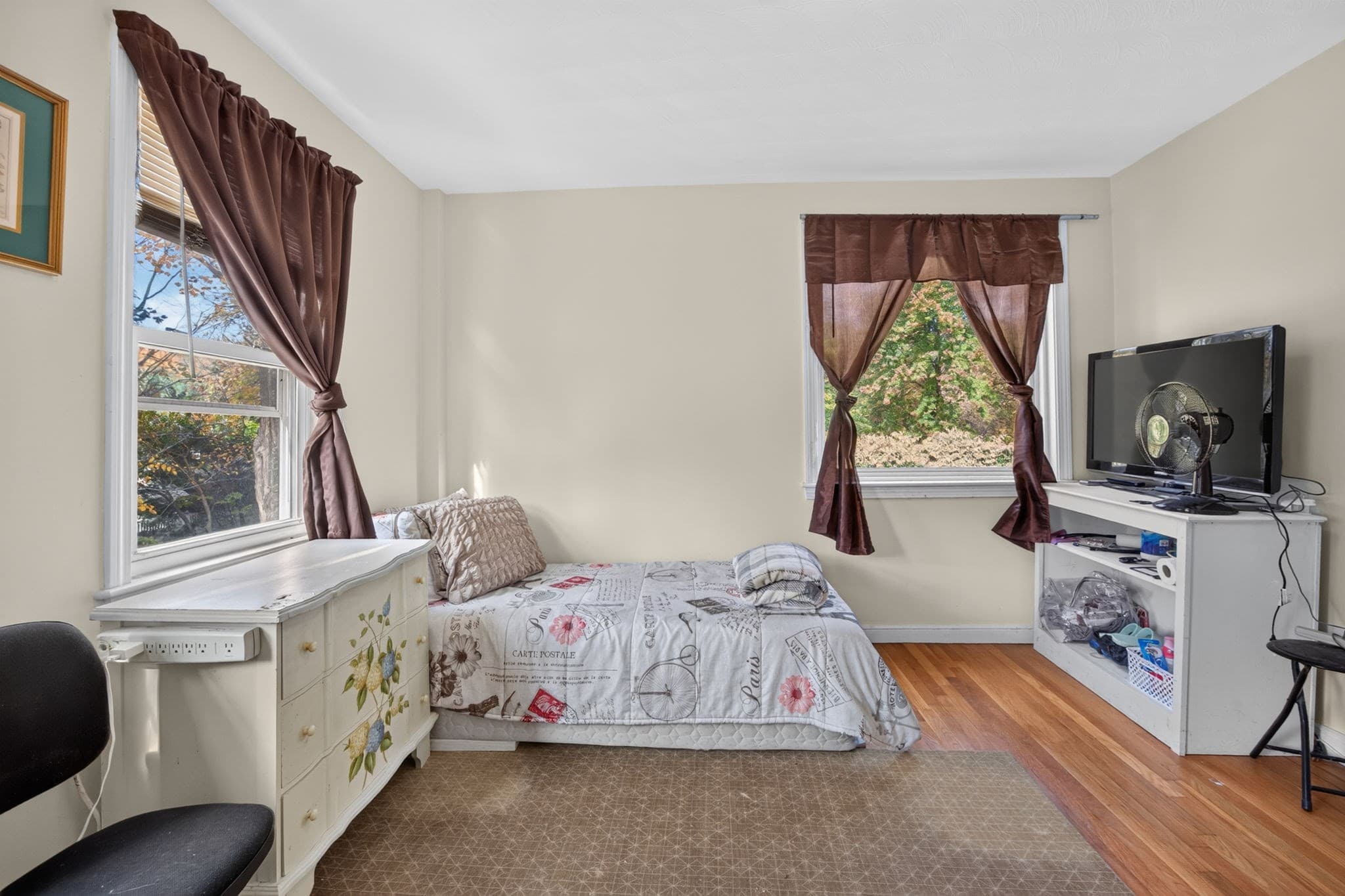 3 Family at 1419 Washington St, Holliston MA 01746, photo 19 of 38