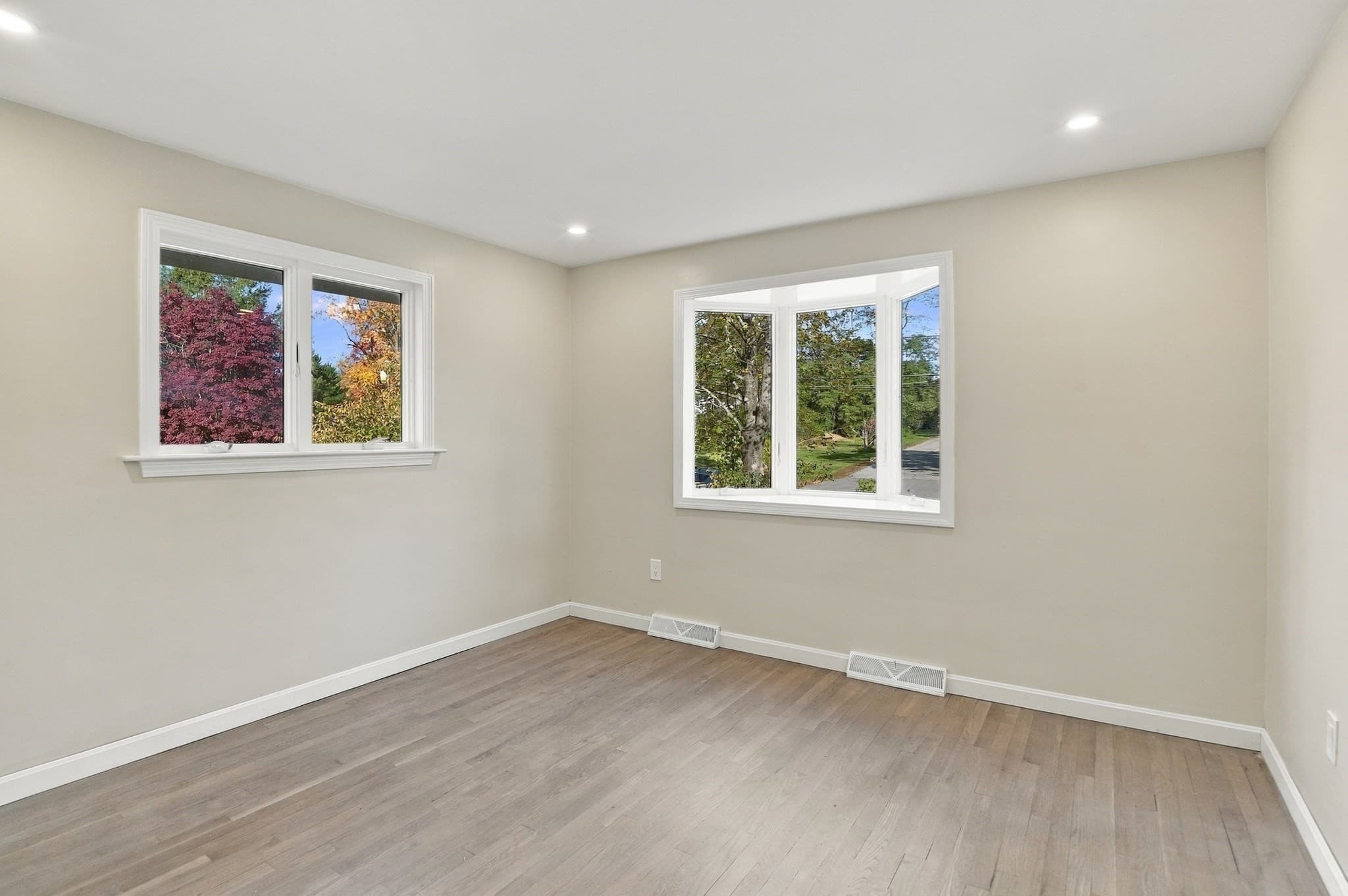 Single Family Residence at 34 Morningside Lane, Lincoln MA 01773, photo 24 of 33