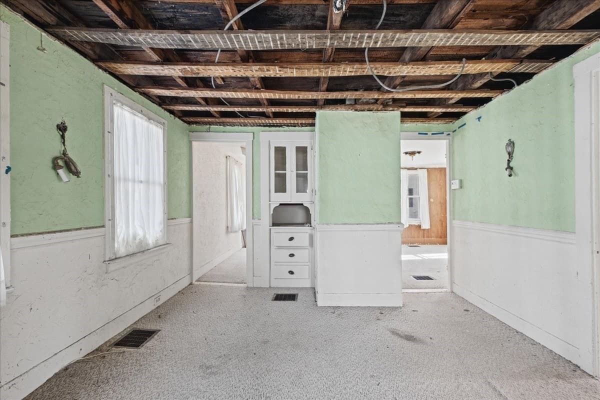 Single Family Residence at 35 School St, Weymouth MA 02189, photo 13 of 34