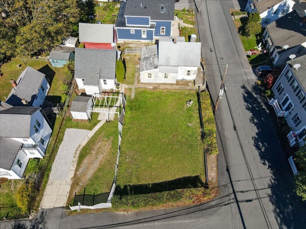 Single Family Residence at 35 School St, Weymouth MA 02189, photo 30 of 34
