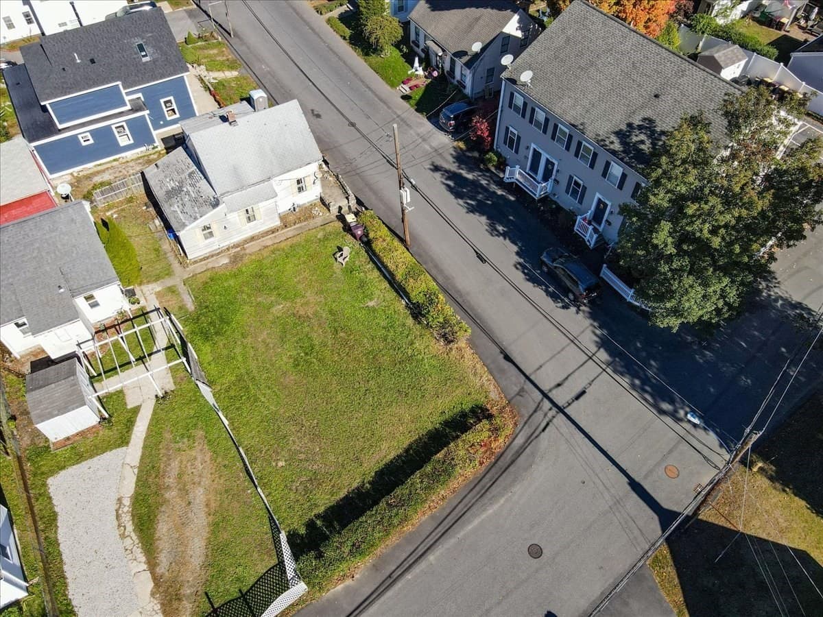 Single Family Residence at 35 School St, Weymouth MA 02189, photo 29 of 34