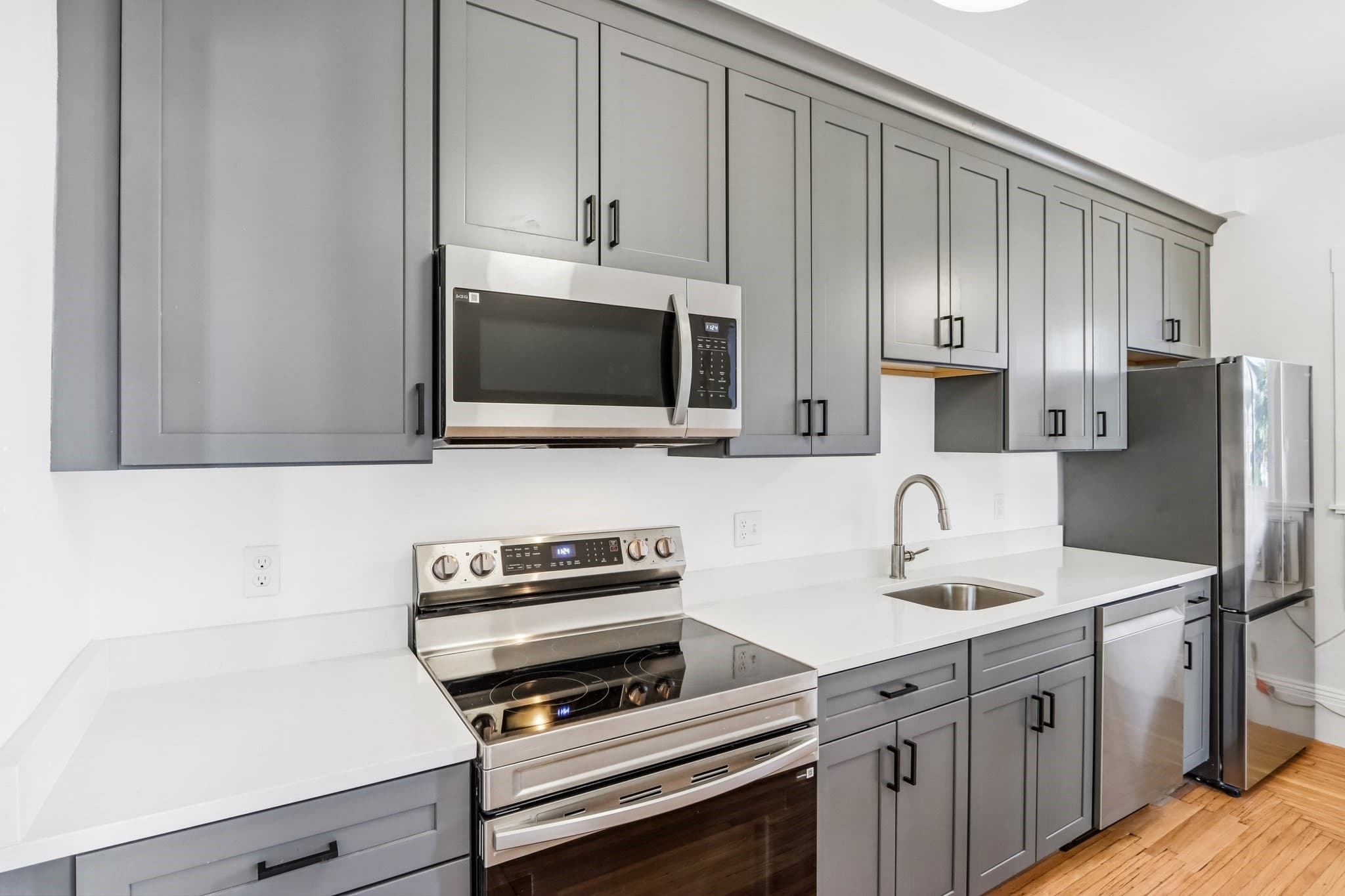 Condominium at 158 Mount Auburn St # 1, Cambridge MA 02138, photo 10 of 25