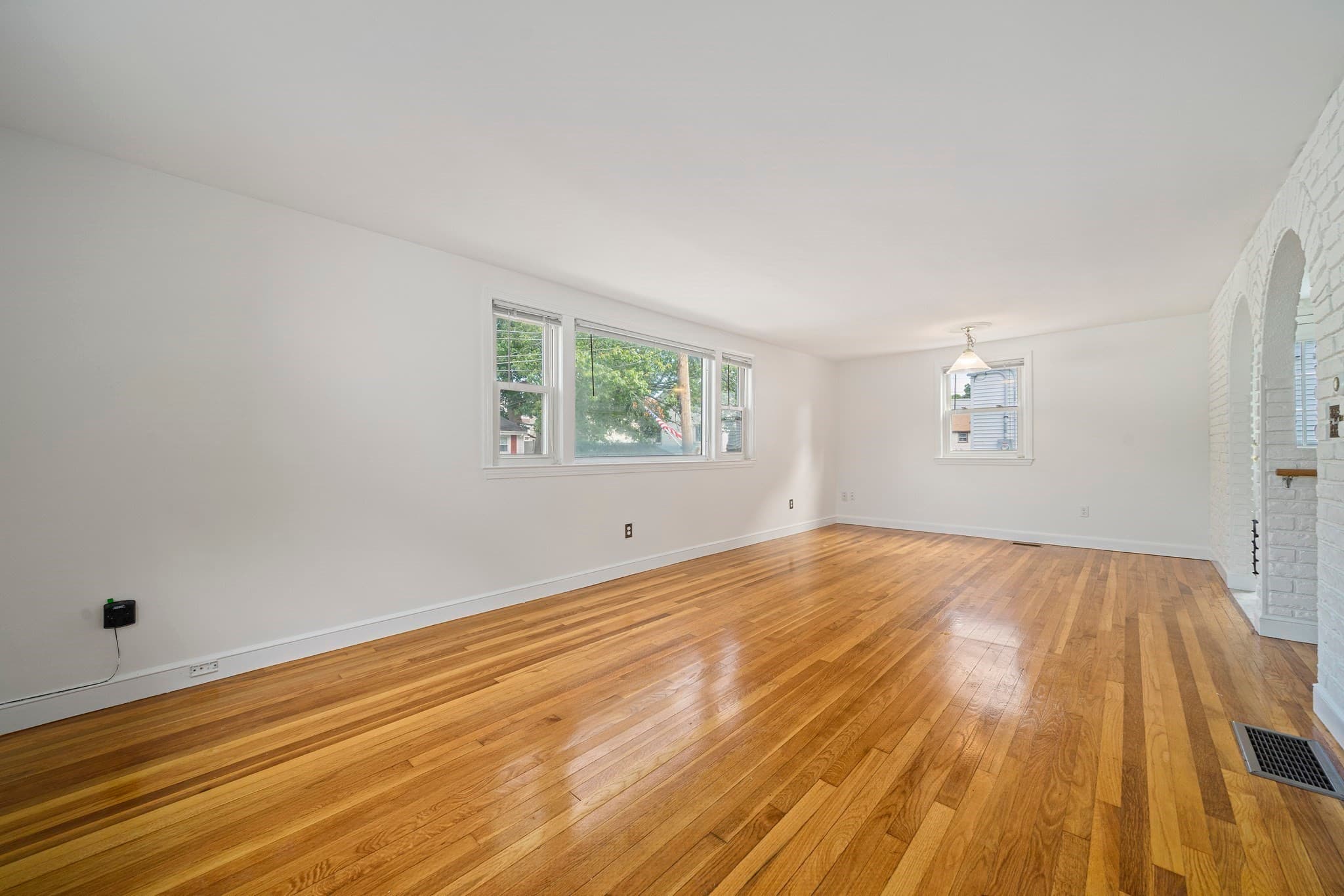 Single Family Residence at 10 Ellswood Street, Boston MA 02132, photo 6 of 27