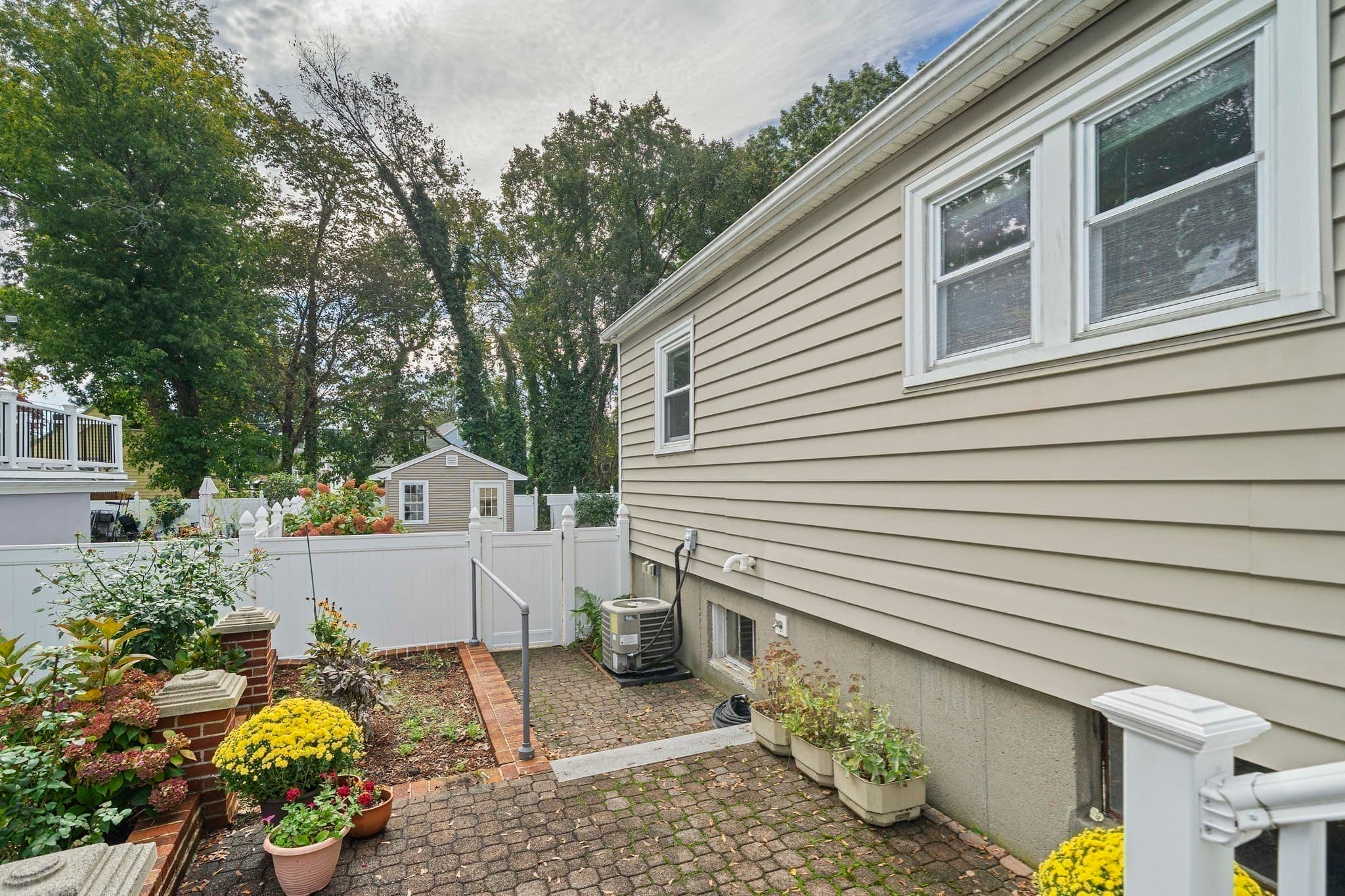 Single Family Residence at 10 Ellswood Street, Boston MA 02132, photo 22 of 27