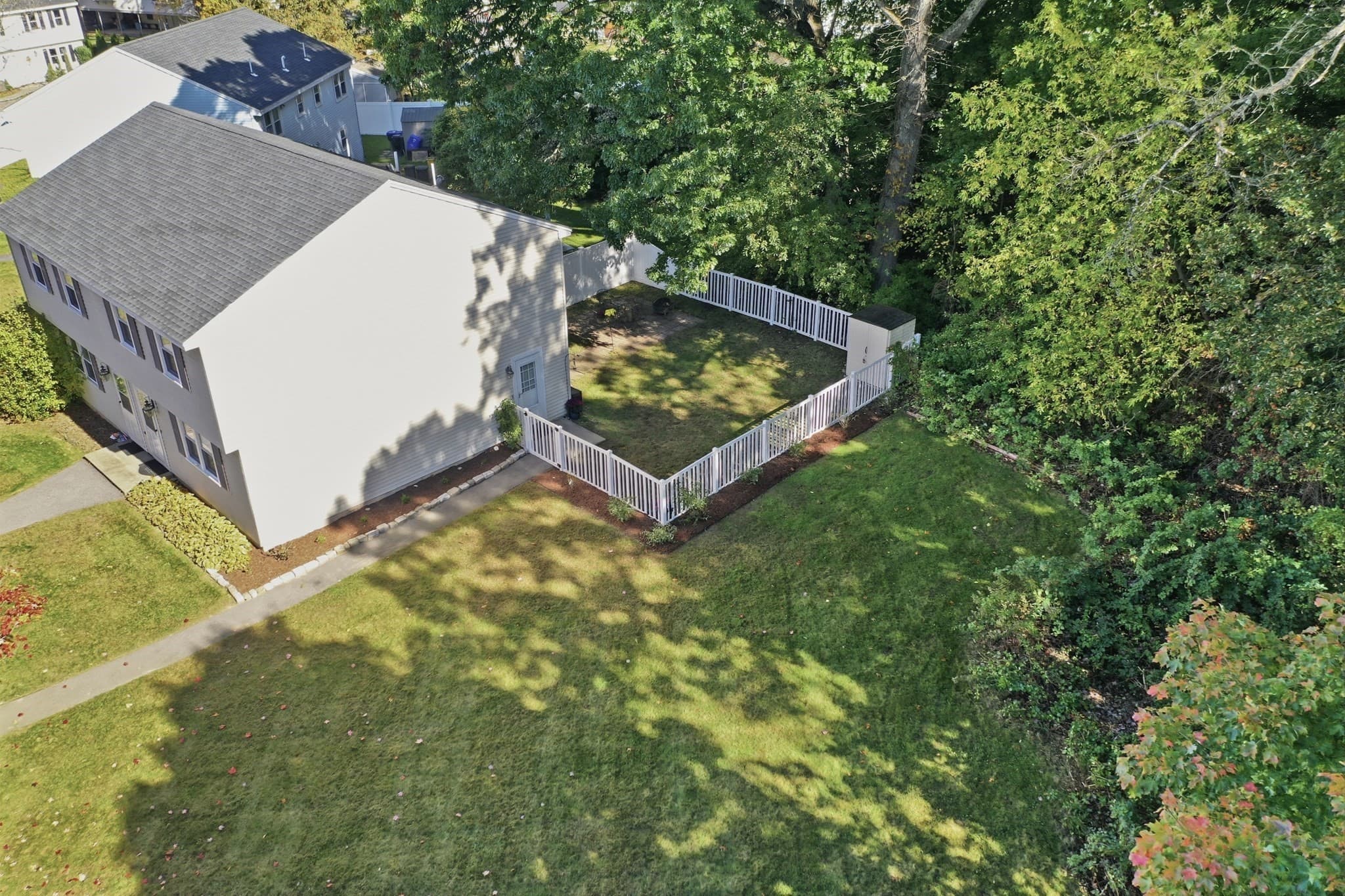 Condominium at 27 Bentley Circle # 27, Methuen MA 01844, photo 24 of 28