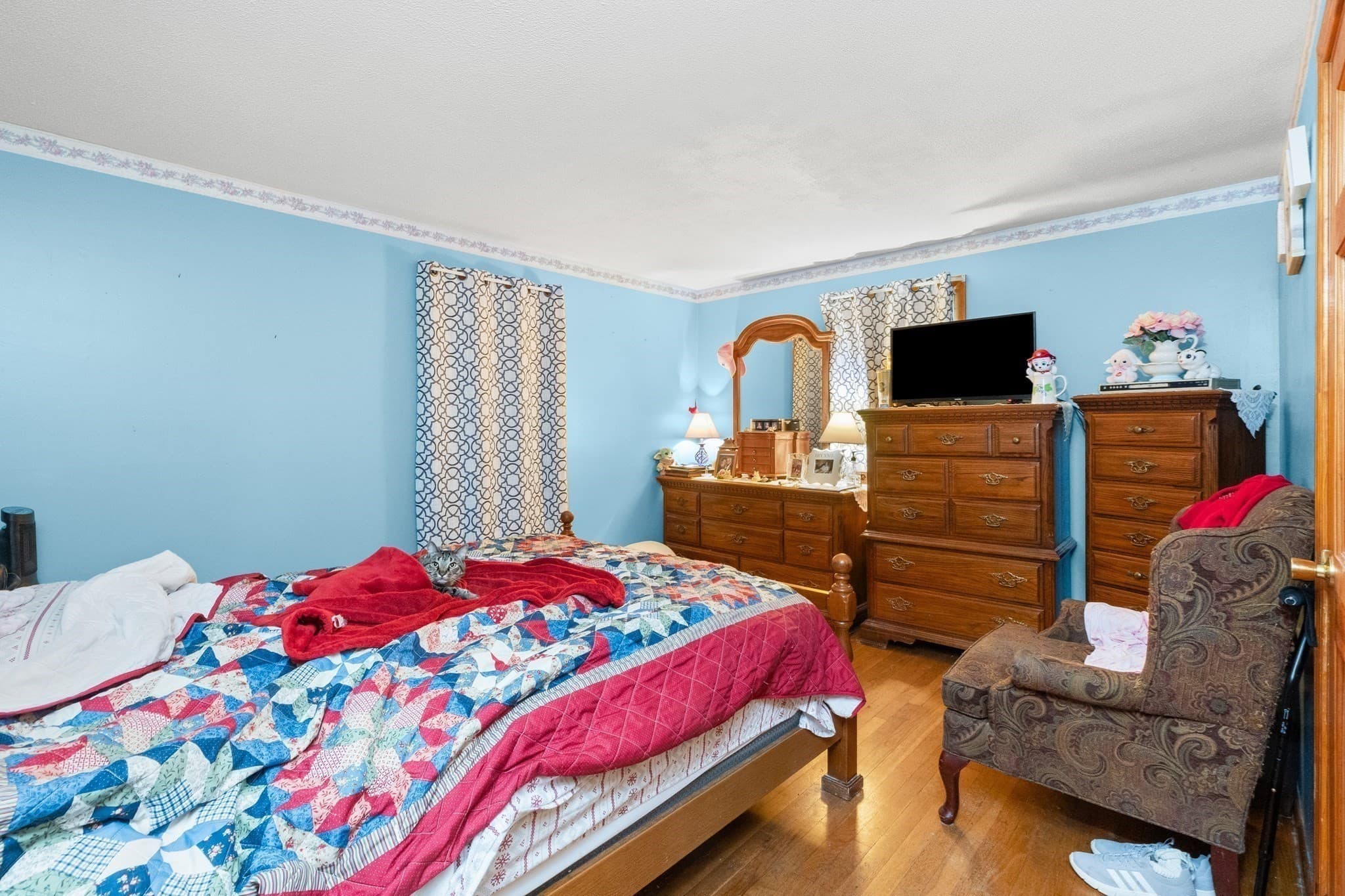 Single Family Residence at 6 Beatrice Rd, Beverly MA 01915, photo 26 of 37