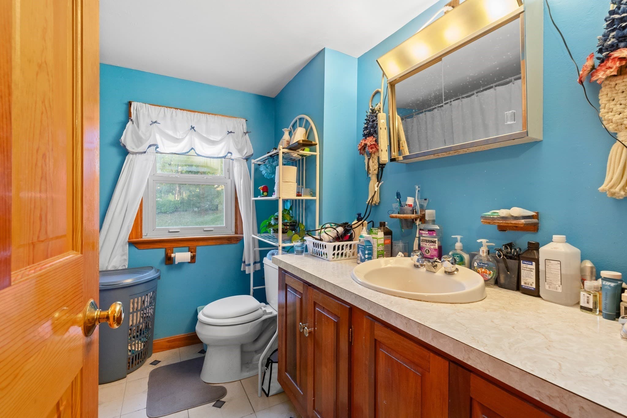 Single Family Residence at 6 Beatrice Rd, Beverly MA 01915, photo 22 of 37