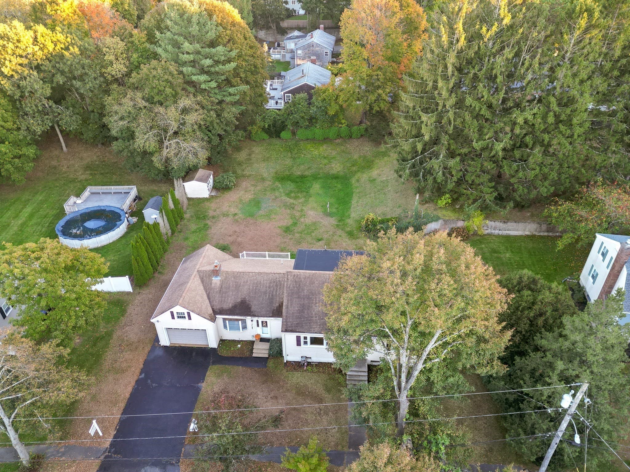 Single Family Residence at 6 Beatrice Rd, Beverly MA 01915, photo 3 of 37