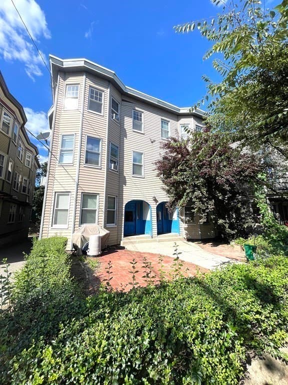 Condominium at 81 Francis Street # 6, Brookline MA 02446, photo 9 of 9