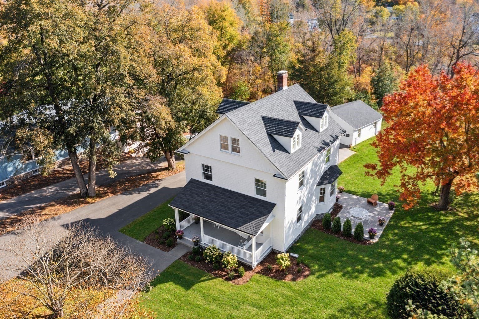 Single Family Residence at 242 Lexington Rd, Concord MA 01742, photo 2 of 38