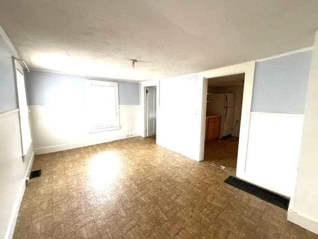 Single Family Residence at 170 Wareham Rd, Marion MA 02738, photo 7 of 9