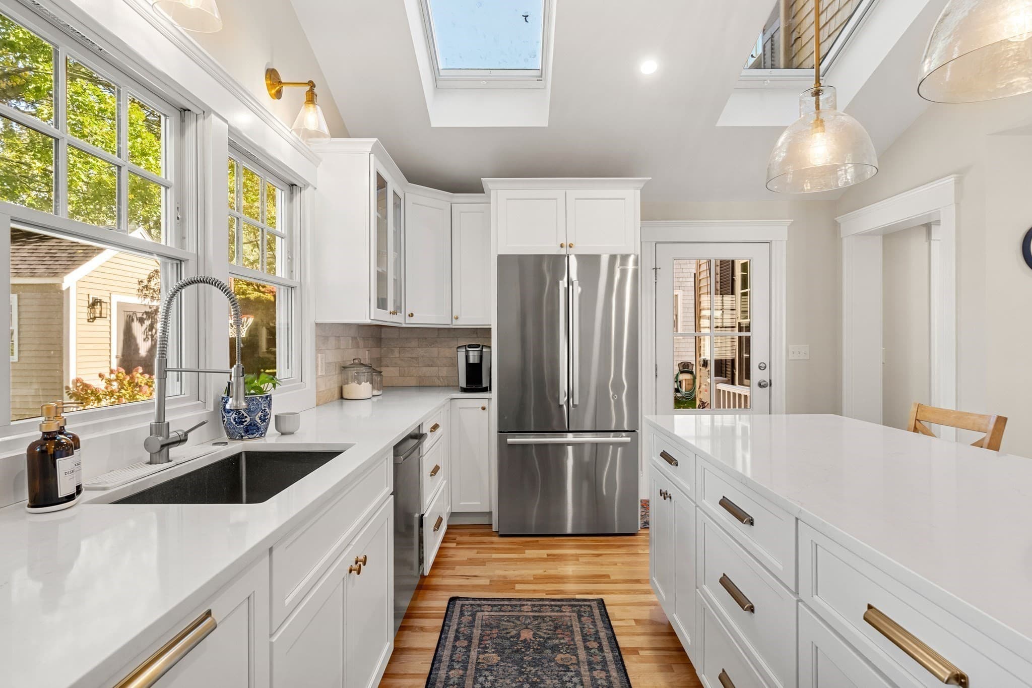 Single Family Residence at 21 Chandler St, Haverhill MA 01835, photo 6 of 42