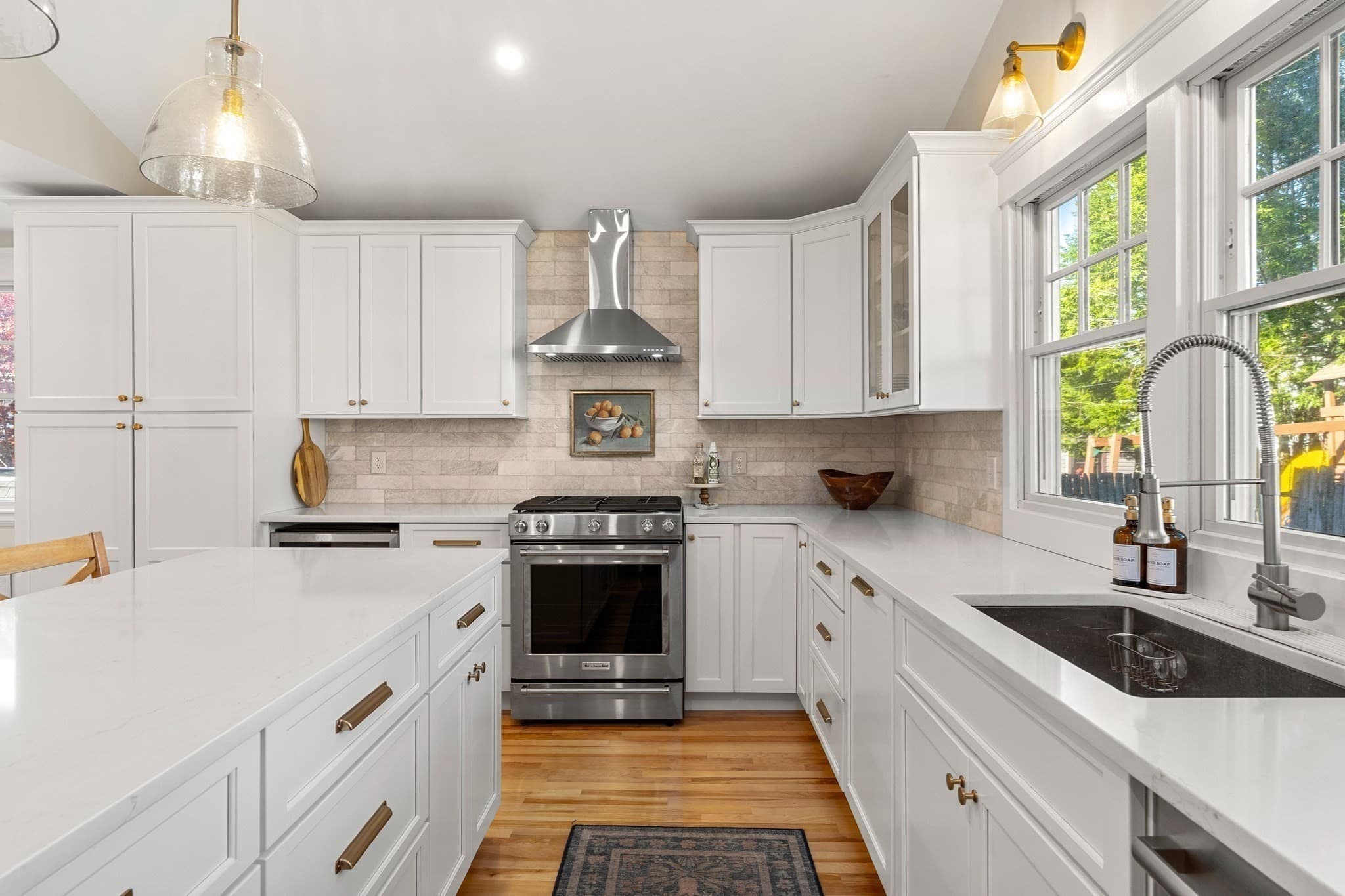 Single Family Residence at 21 Chandler St, Haverhill MA 01835, photo 7 of 42