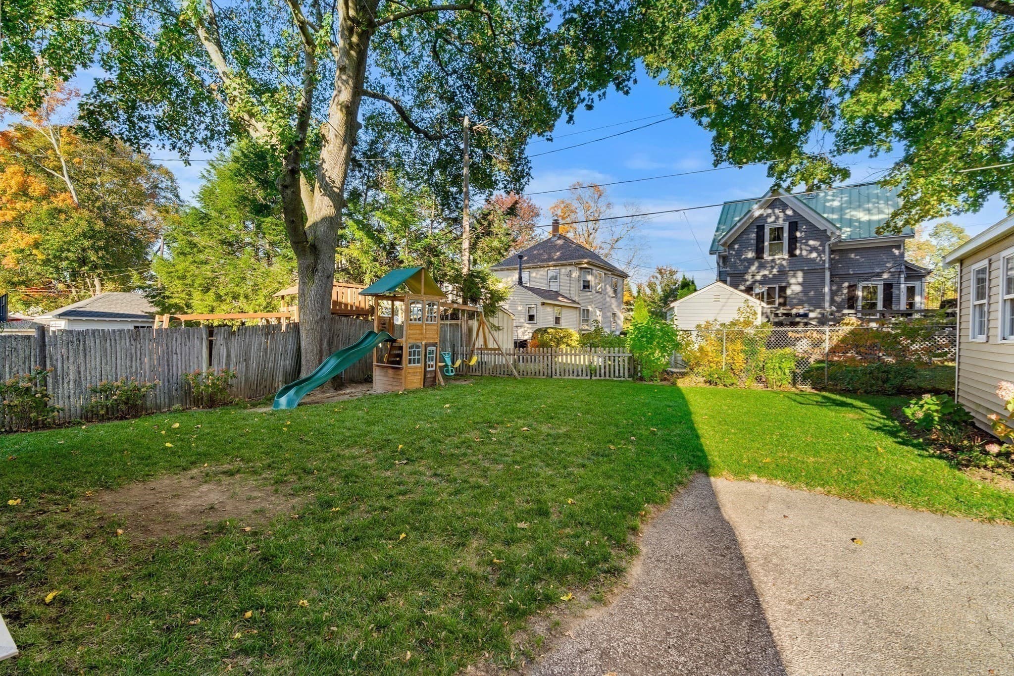 Single Family Residence at 21 Chandler St, Haverhill MA 01835, photo 41 of 42