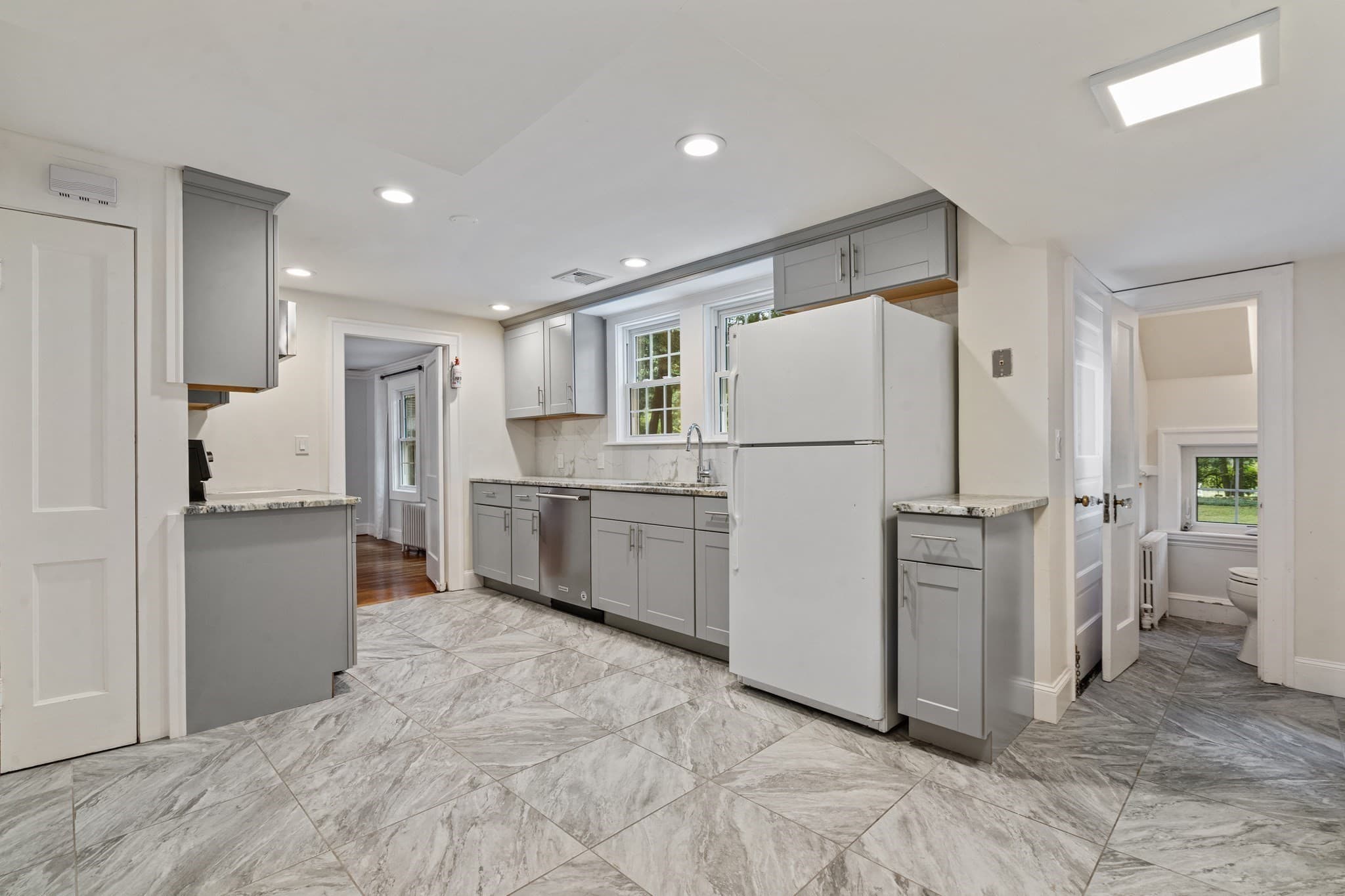 Single Family Residence at 14 Gleason Rd, Lexington MA 02420, photo 4 of 18