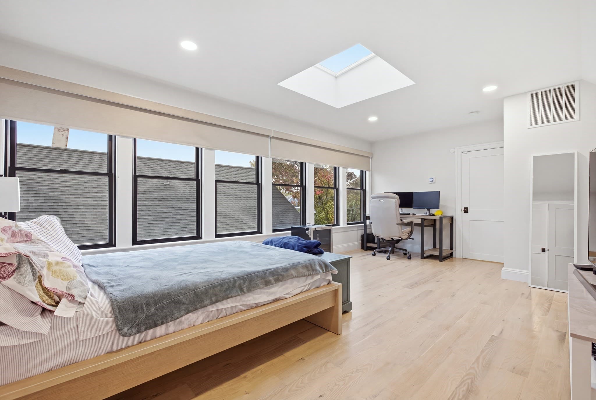 Single Family Residence at 16 Boston Ave, Somerville MA 02144, photo 18 of 31