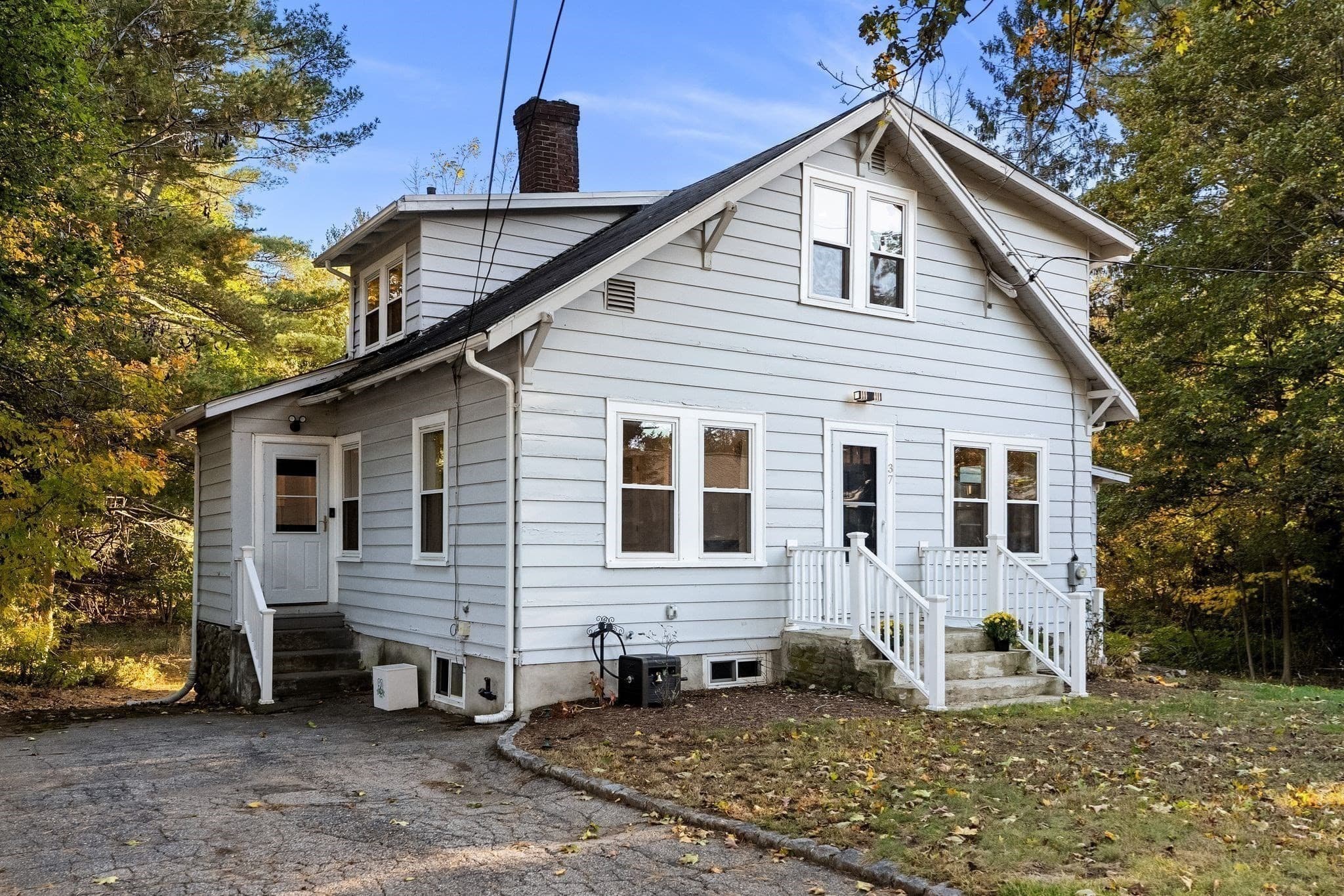 Single Family Residence at 37 Old Randolph St, Canton MA 02021, photo 3 of 41