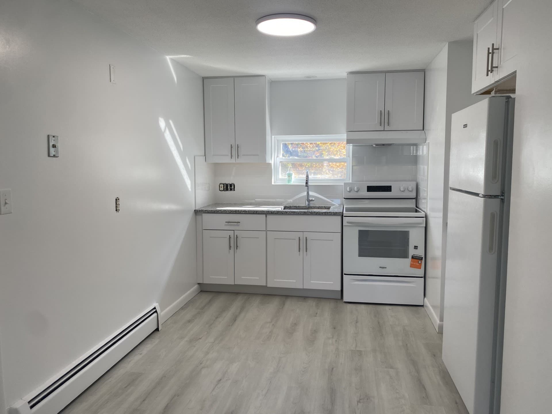 Apartment at 10 Flood Street # B, Waltham MA 02453, photo 3 of 9