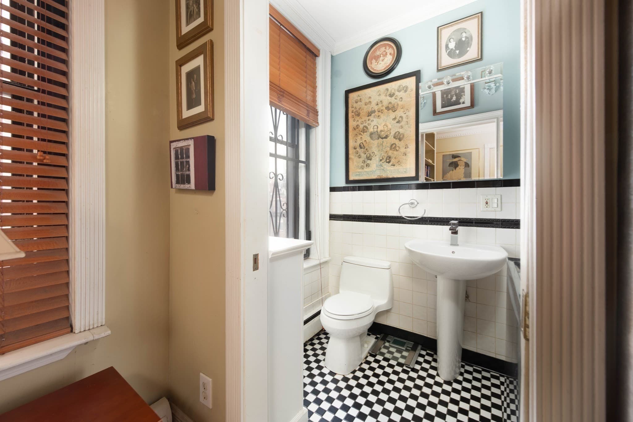 Condominium at 362 Commonwealth Ave, Boston MA 02115, photo 10 of 19