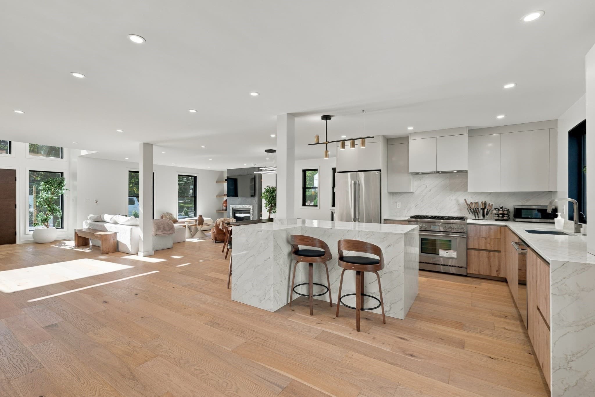 Single Family Residence at 8 Noanett Rd, Needham MA 02494, photo 6 of 31