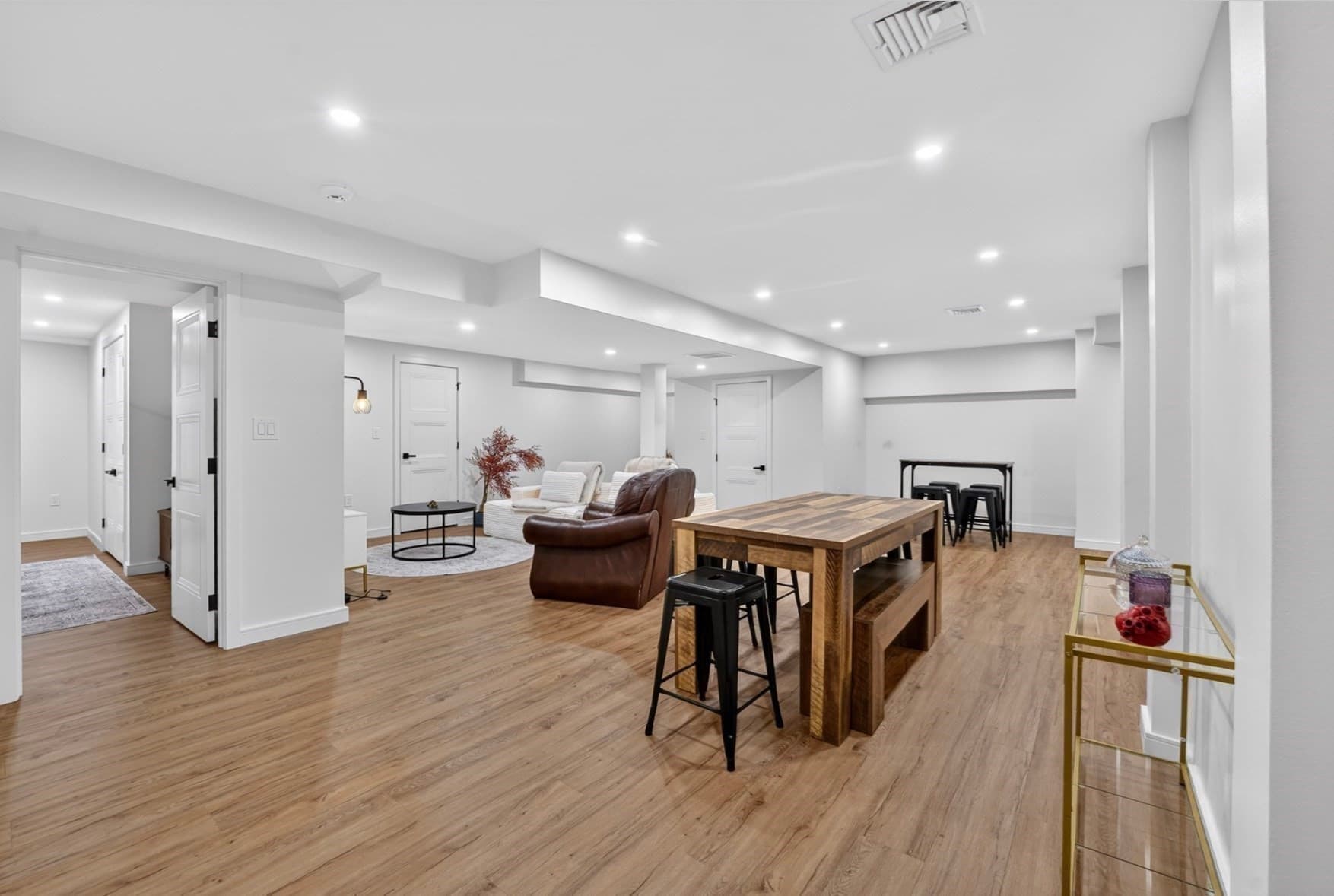Single Family Residence at 8 Noanett Rd, Needham MA 02494, photo 26 of 31