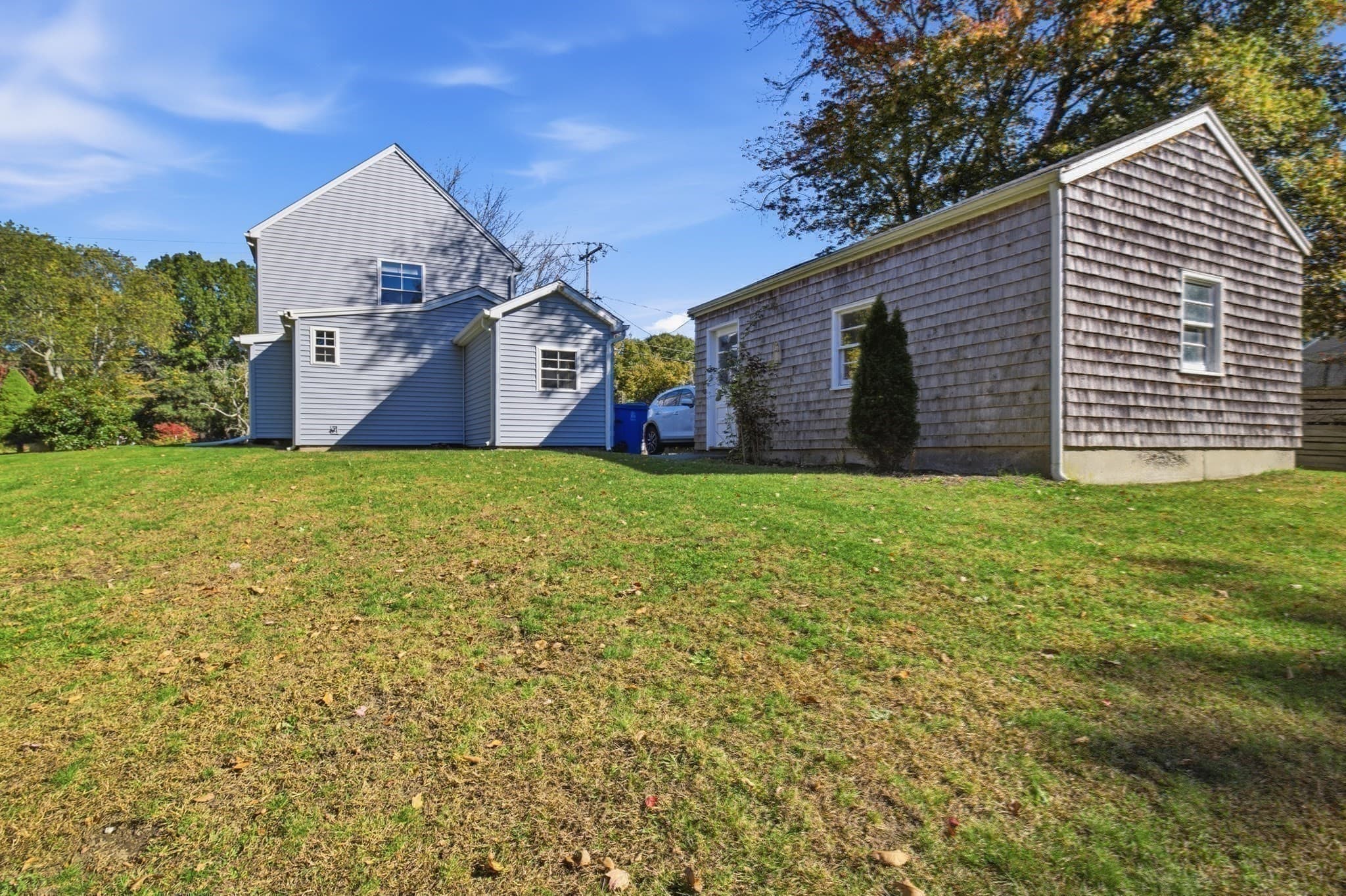 Single Family Residence at 5 Red Ln, Taunton MA 02718, photo 32 of 37