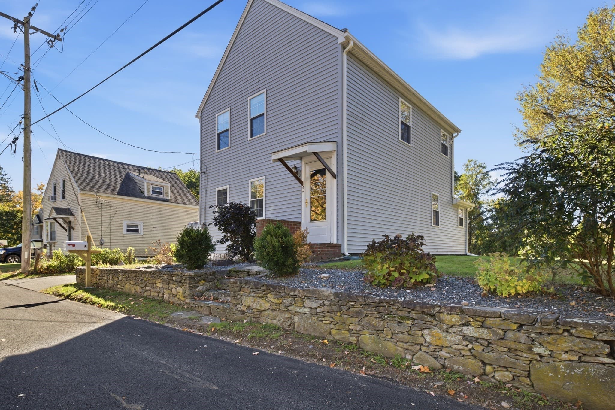 5 Red Ln, Taunton MA 02718