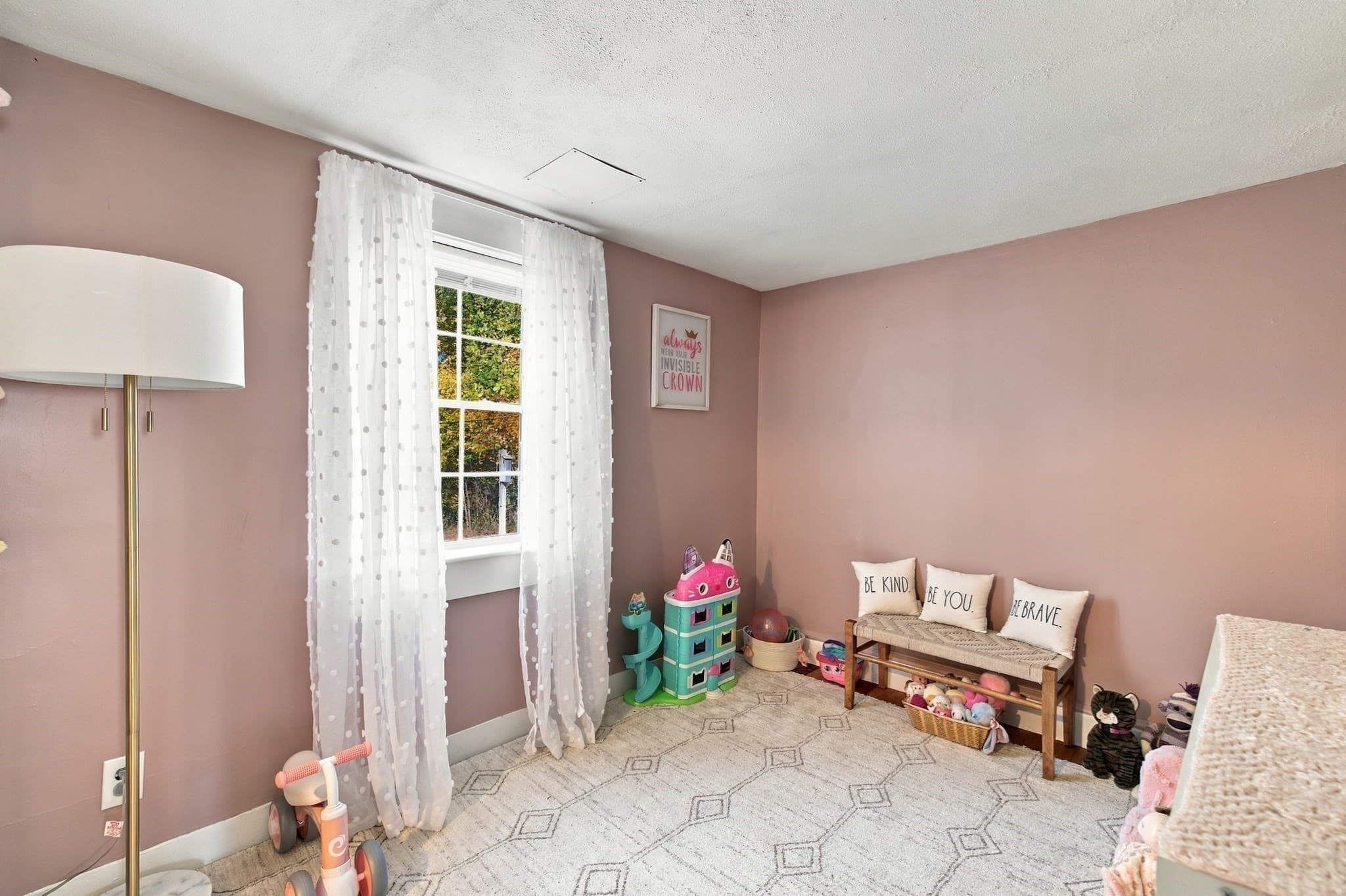Single Family Residence at 5 Red Ln, Taunton MA 02718, photo 25 of 37