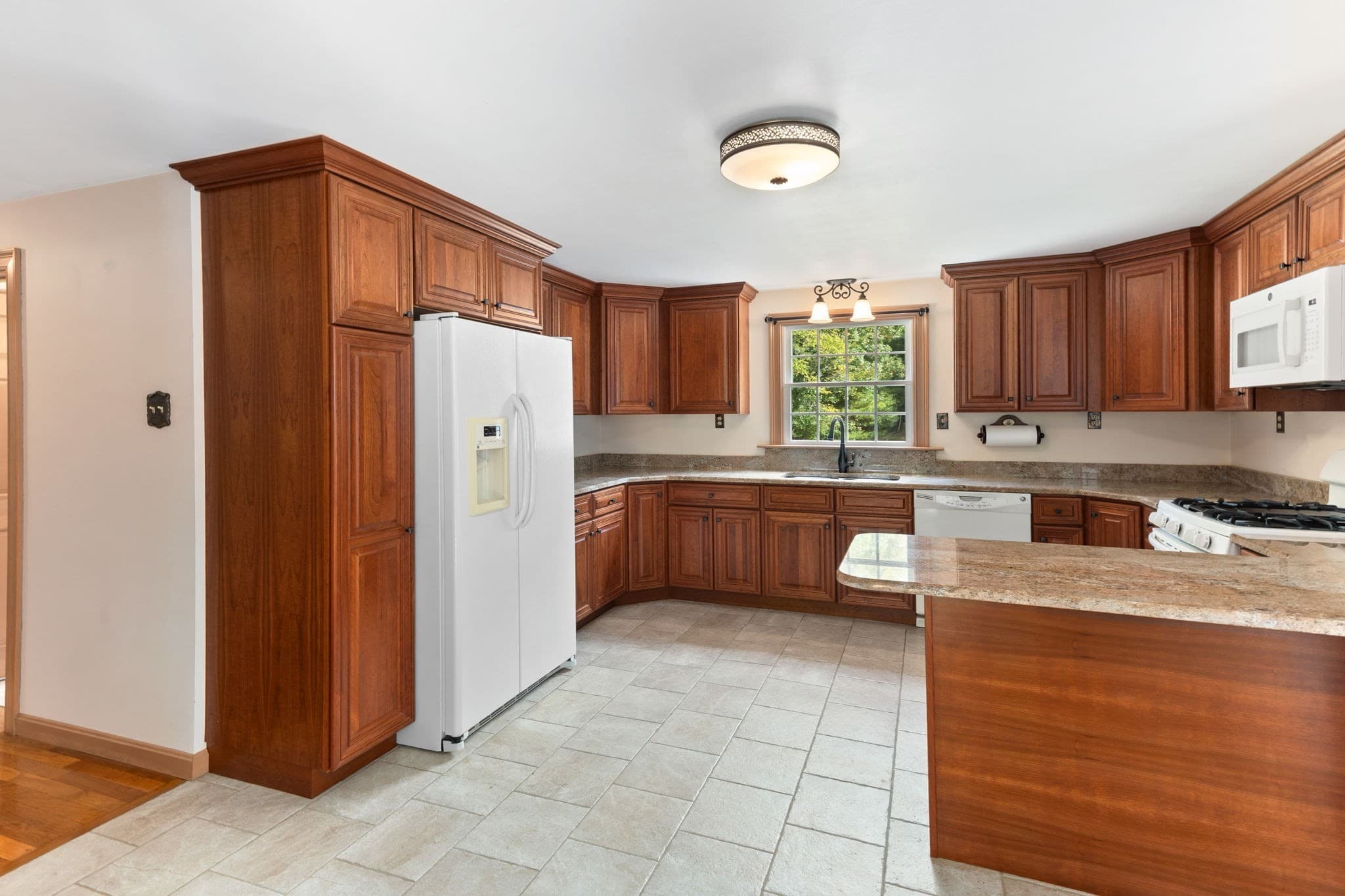 Single Family Residence at 1 Wing Avenue Extension, Freetown MA 02702, photo 16 of 41