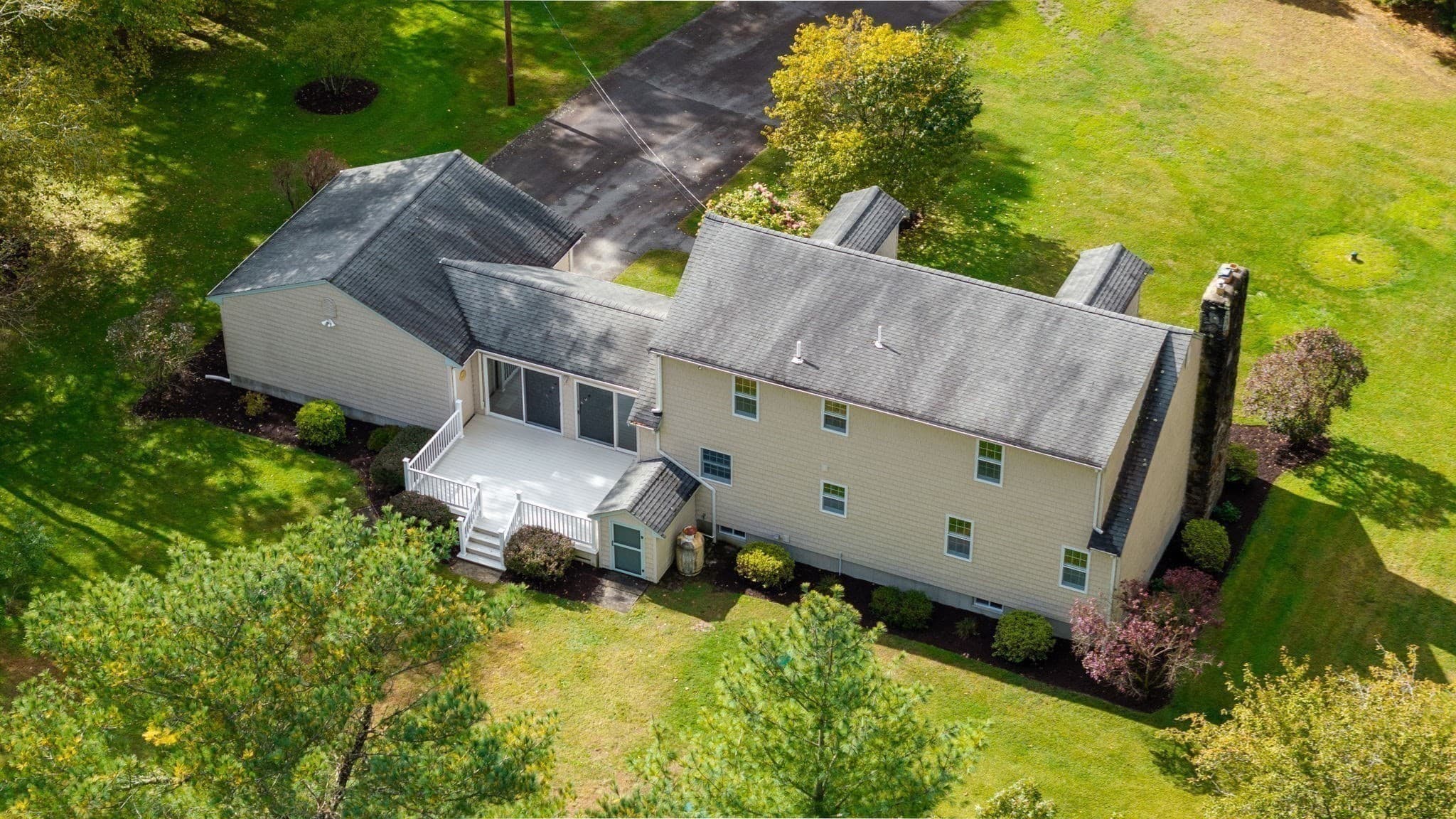 Single Family Residence at 1 Wing Avenue Extension, Freetown MA 02702, photo 4 of 41