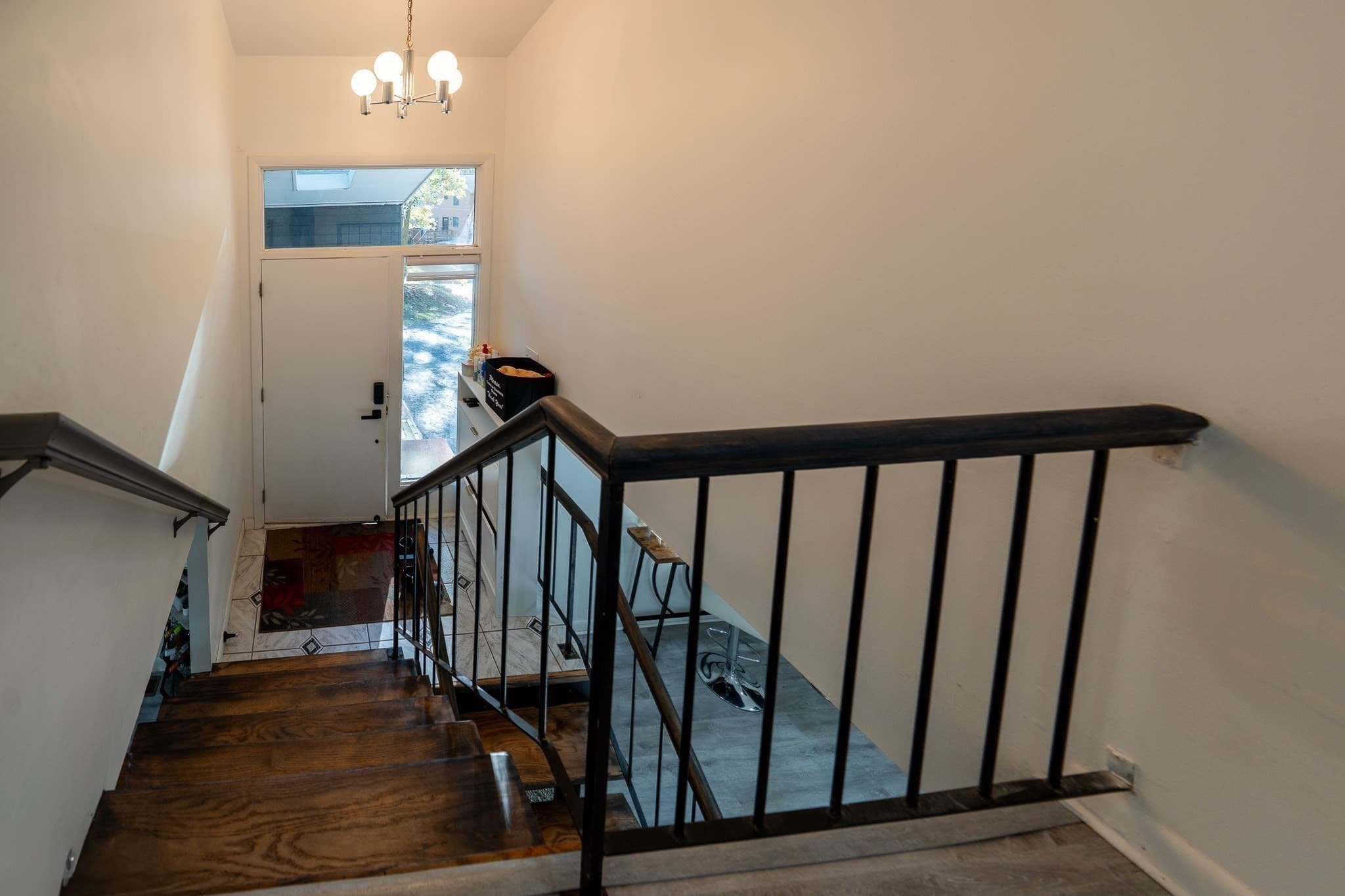 Single Family Residence at 6 Aqueduct Rd, Wayland MA 01778, photo 7 of 39