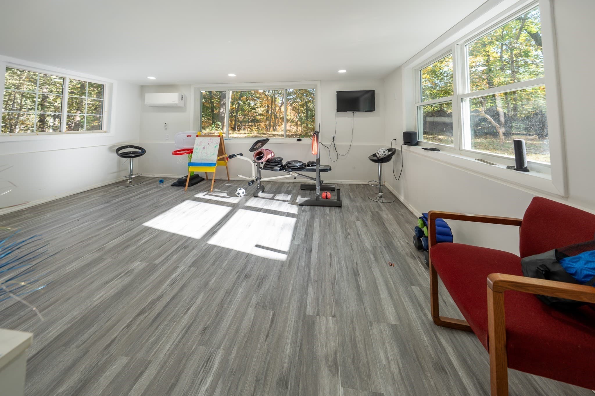 Single Family Residence at 6 Aqueduct Rd, Wayland MA 01778, photo 37 of 39
