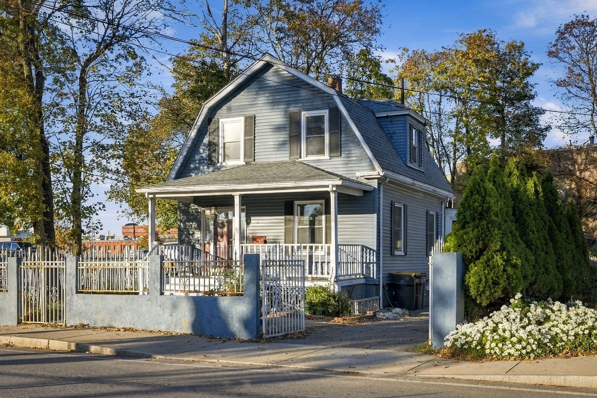 Single Family Residence at 40 Beaver St, Framingham MA 01702, photo 2 of 42