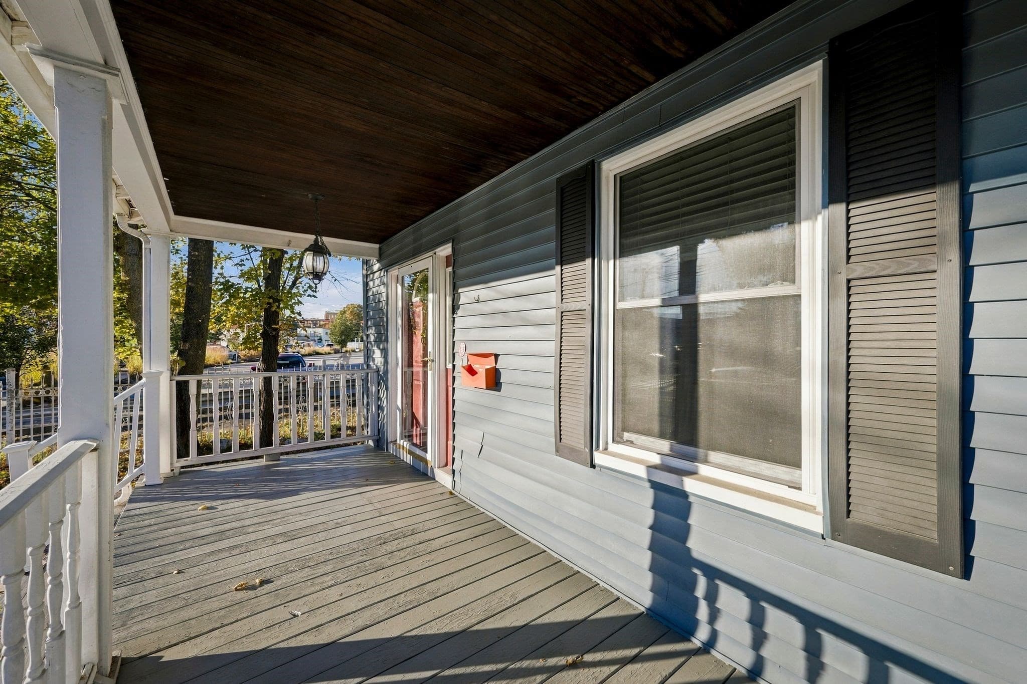 Single Family Residence at 40 Beaver St, Framingham MA 01702, photo 6 of 42