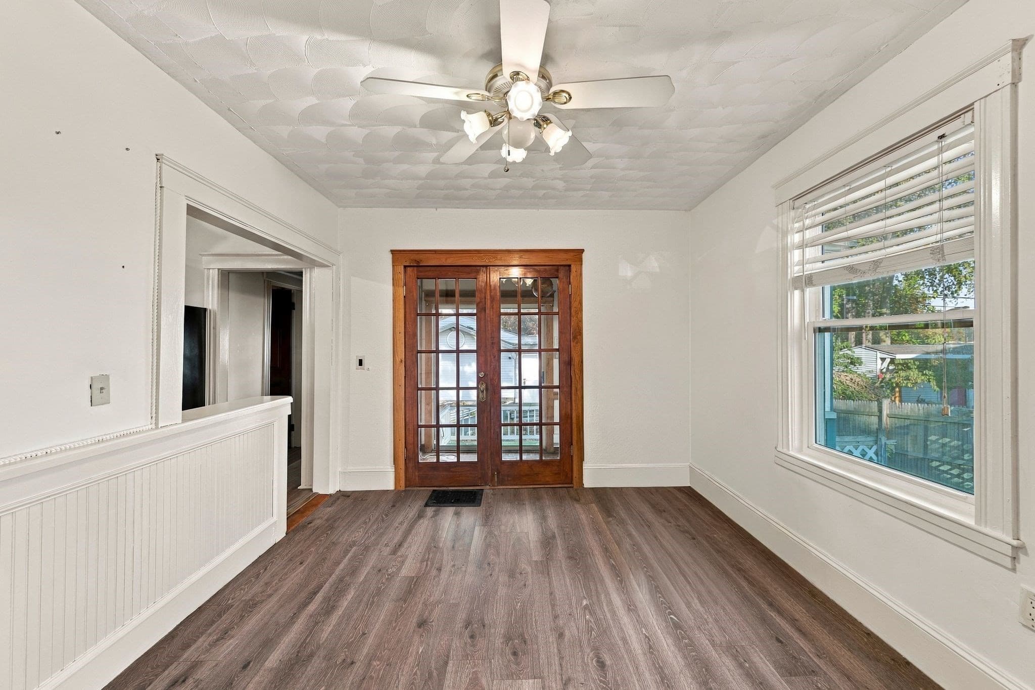Single Family Residence at 40 Beaver St, Framingham MA 01702, photo 13 of 42
